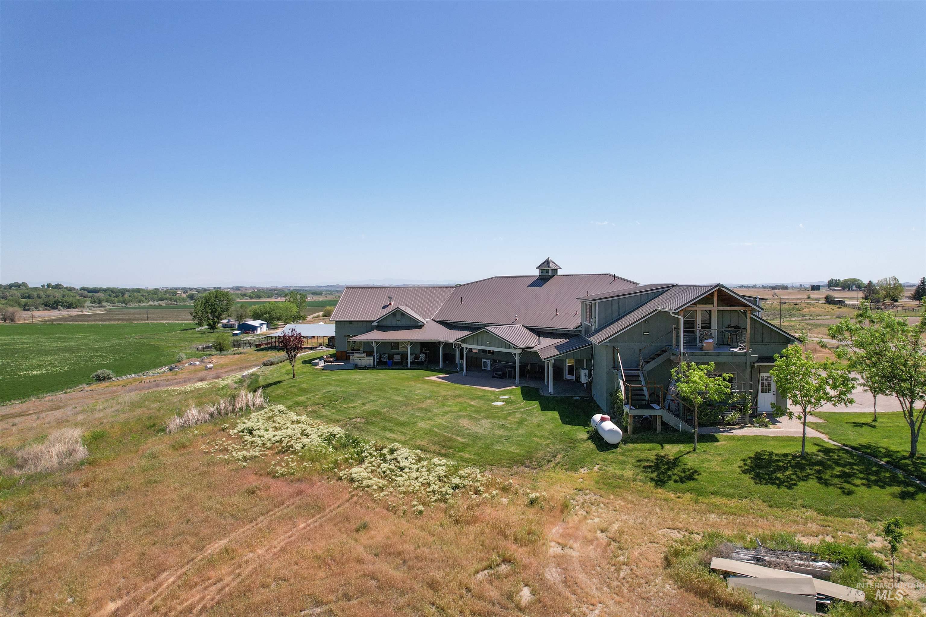 1030 Desert Glen Rd, Adrian, Oregon 97901, 4 Bedrooms, 3 Bathrooms, Residential For Sale, Price $1,777,000, 98985940