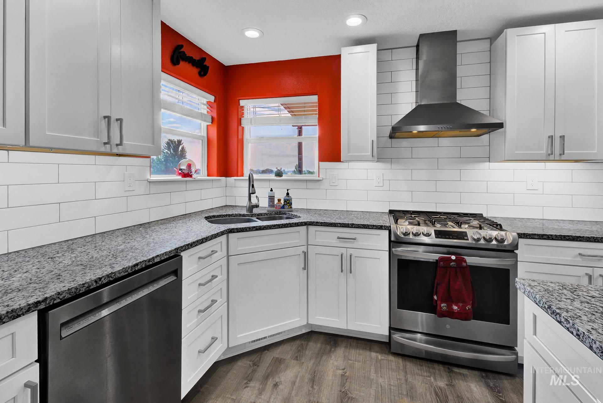 8089 S S Diego Way, Boise, Idaho 83709, 6 Bedrooms, 3.5 Bathrooms, Residential For Sale, Price $715,000,MLS 98985944
