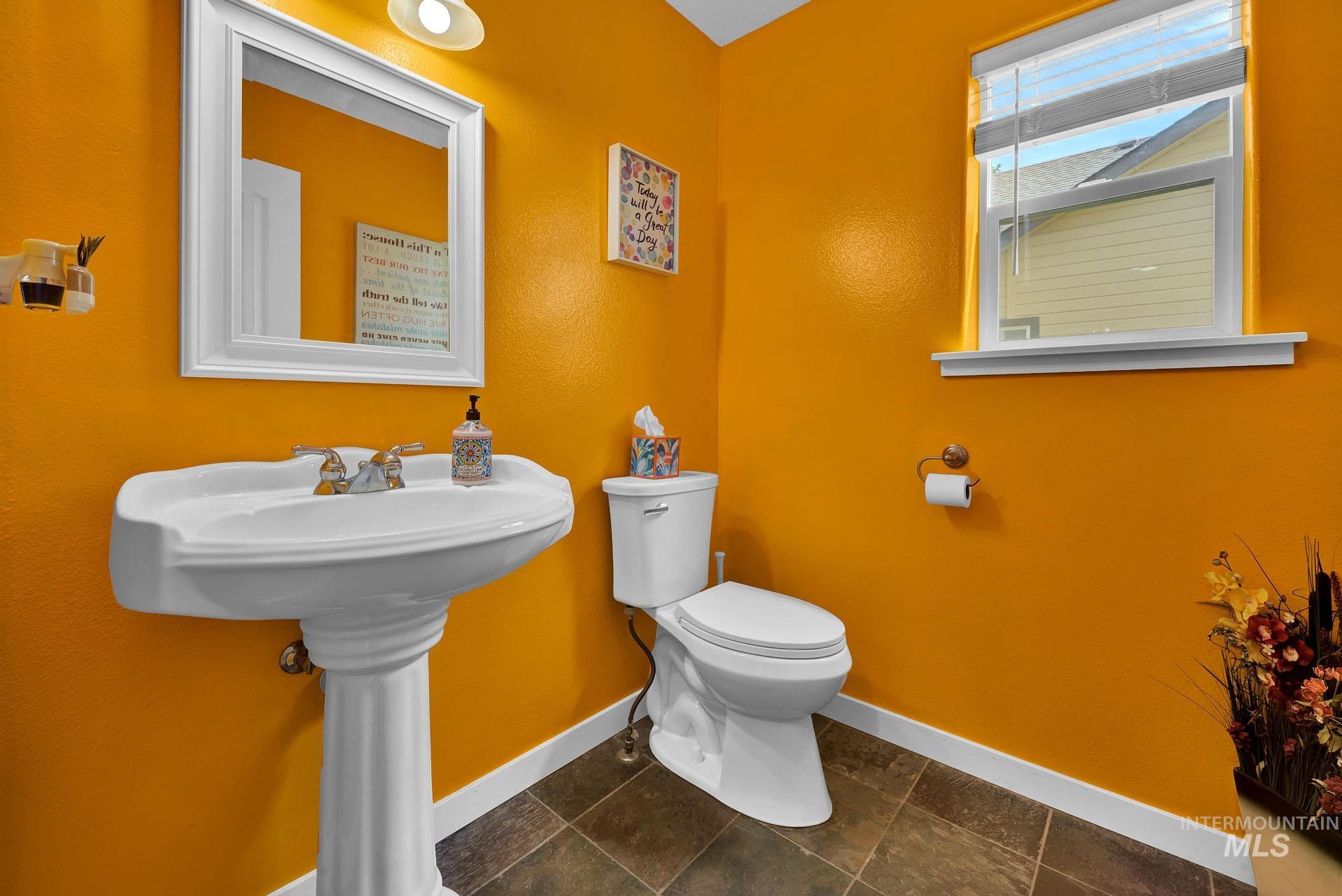 8089 S S Diego Way, Boise, Idaho 83709, 6 Bedrooms, 3.5 Bathrooms, Residential For Sale, Price $715,000,MLS 98985944