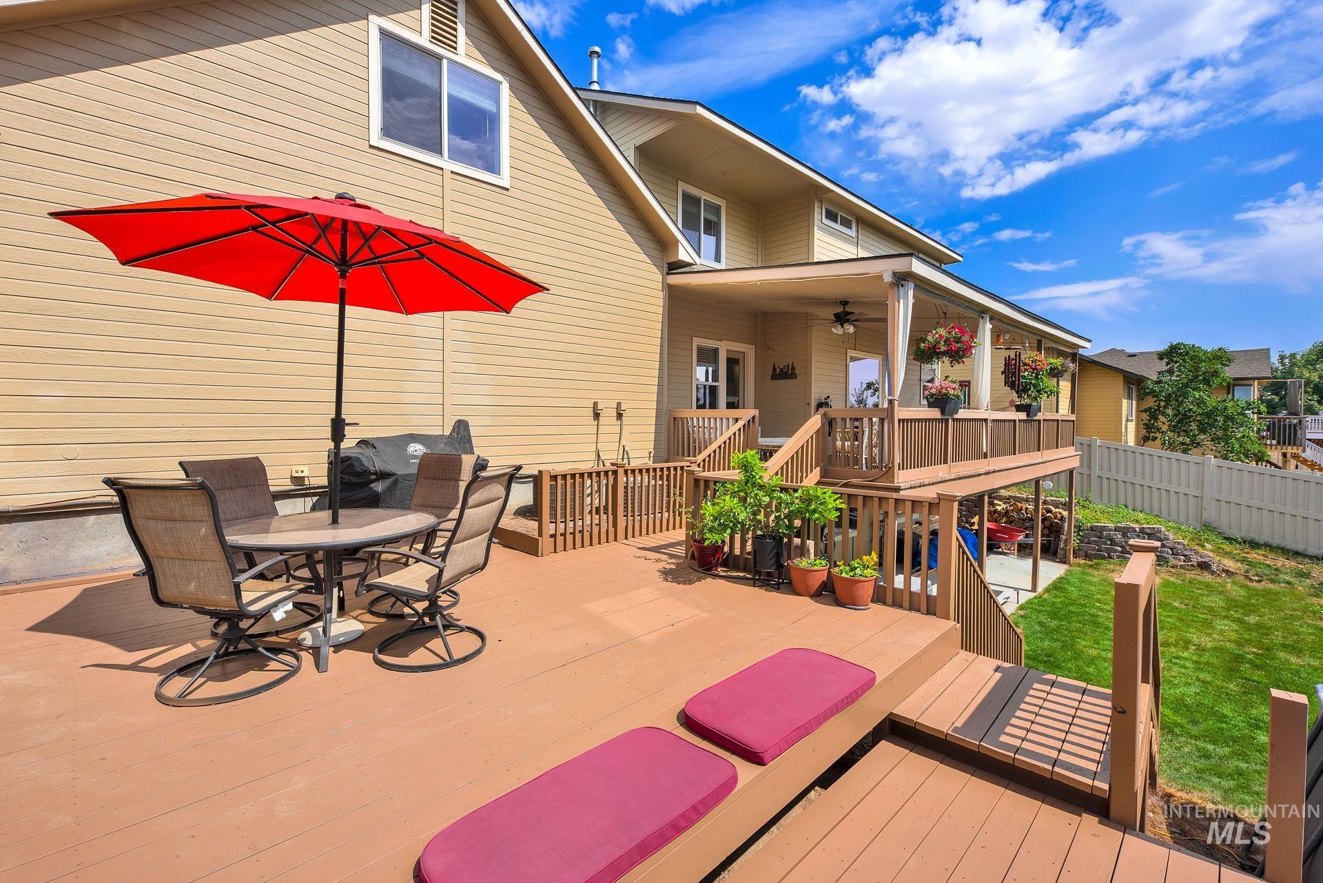 8089 S S Diego Way, Boise, Idaho 83709, 6 Bedrooms, 3.5 Bathrooms, Residential For Sale, Price $715,000,MLS 98985944