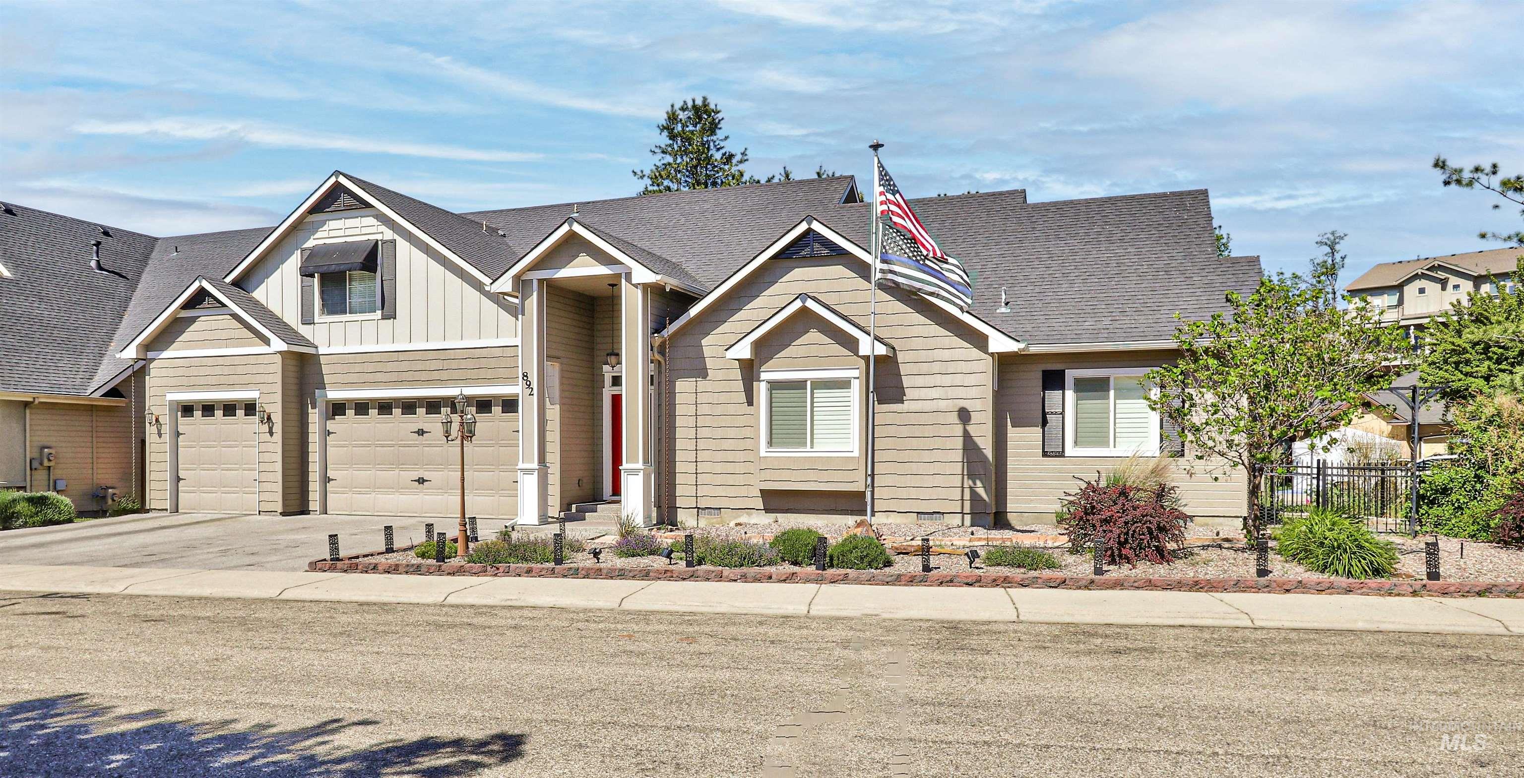 892 S Capitola Way, Boise, Idaho 83712, 3 Bedrooms, 4 Bathrooms, Residential For Sale, Price $899,999,MLS 98985948