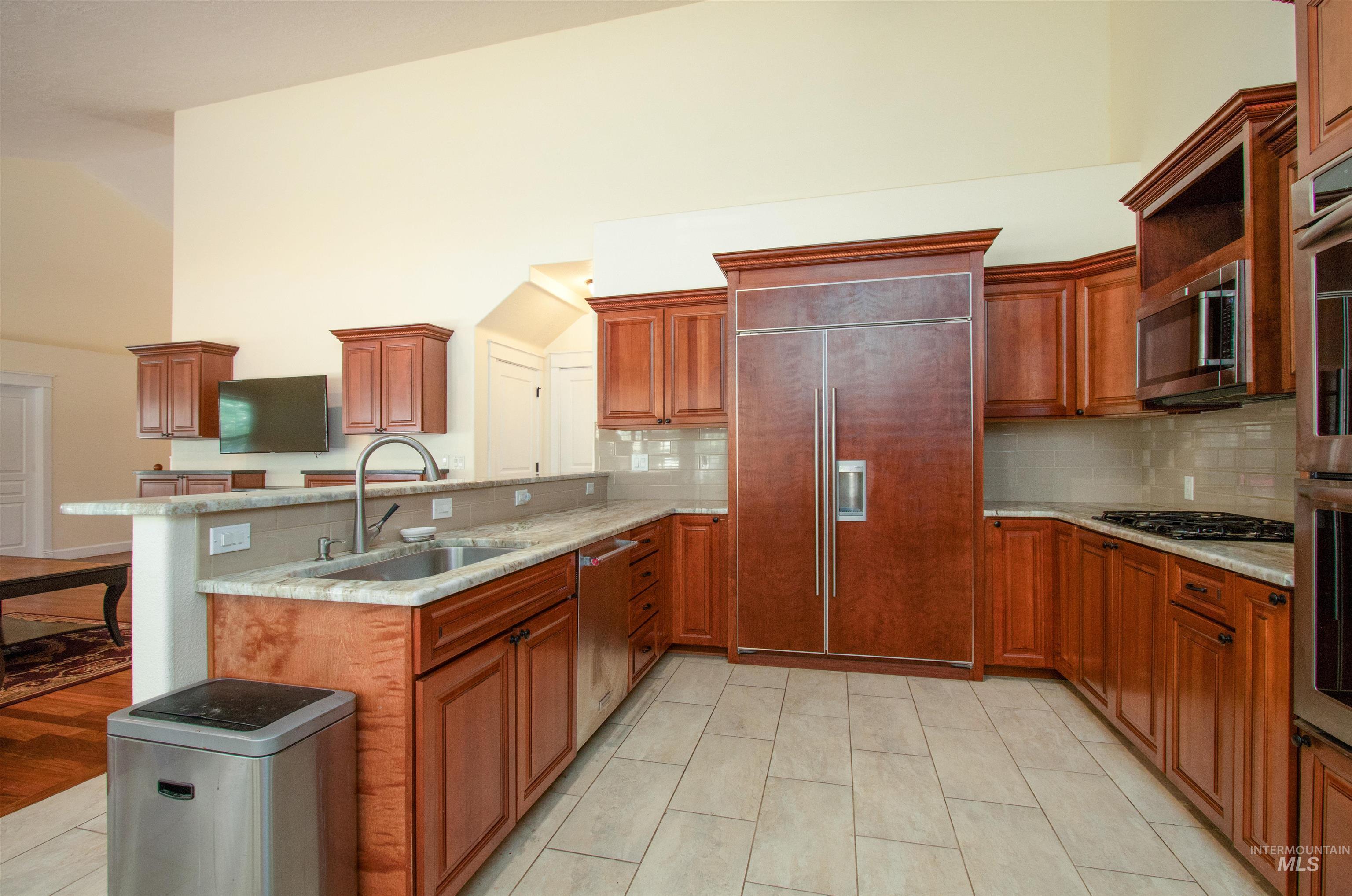 892 S Capitola Way, Boise, Idaho 83712, 3 Bedrooms, 4 Bathrooms, Residential For Sale, Price $899,999,MLS 98985948
