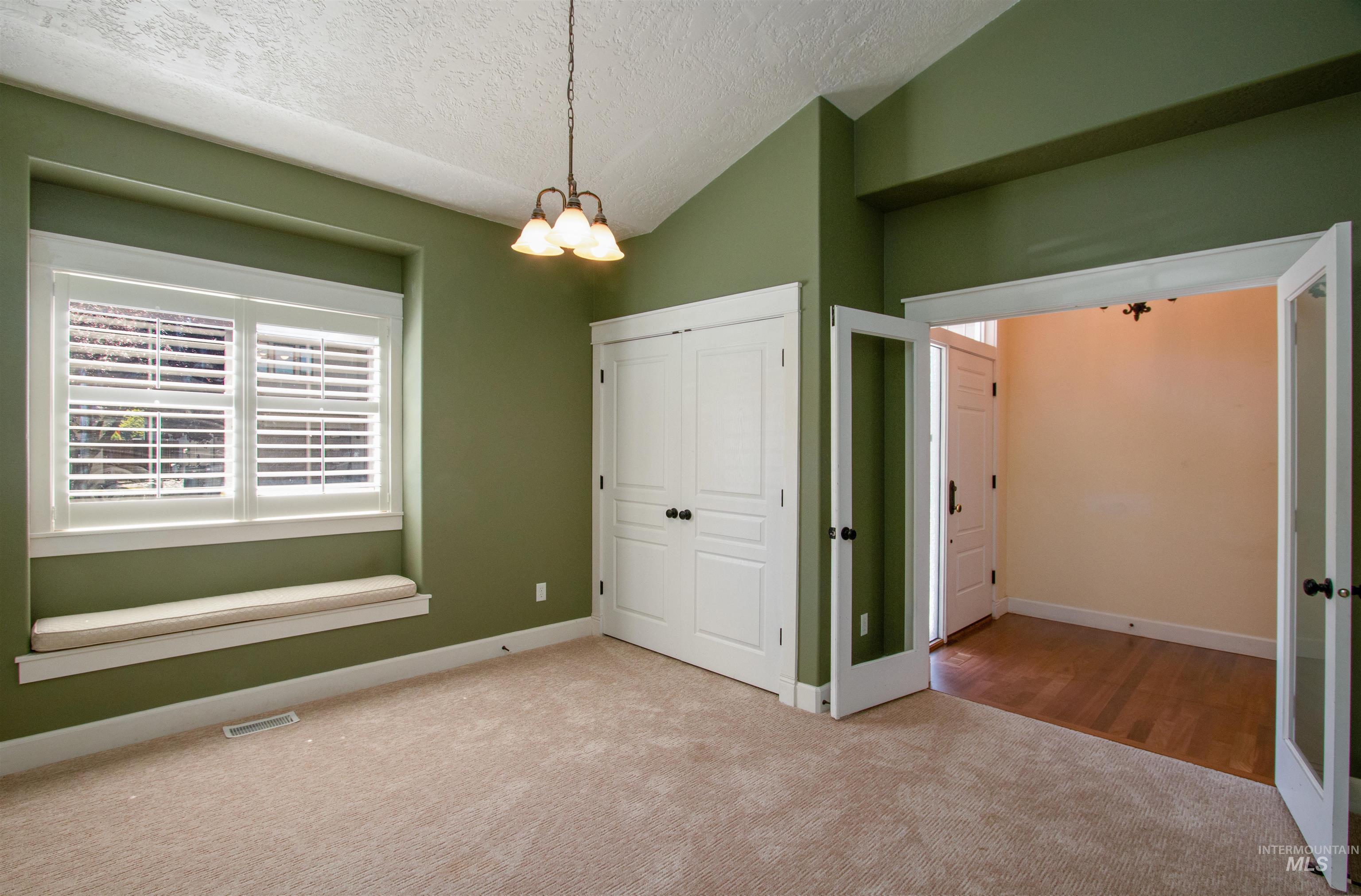 892 S Capitola Way, Boise, Idaho 83712, 3 Bedrooms, 4 Bathrooms, Residential For Sale, Price $899,999,MLS 98985948
