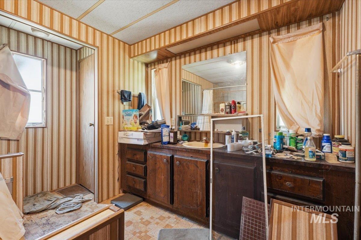8383 Florence St, Emmett, Idaho 83617, 2 Bedrooms, 1 Bathroom, Residential For Sale, Price $124,900, 98985949