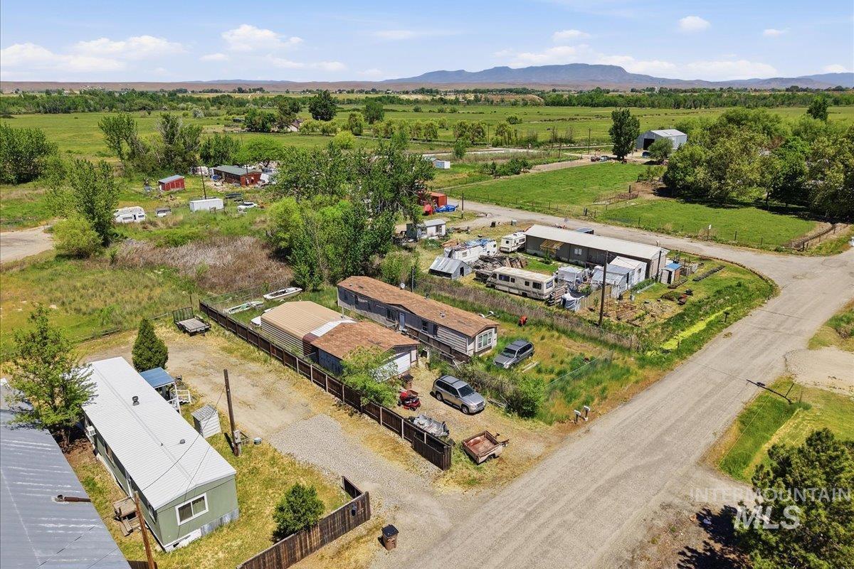 8383 Florence St, Emmett, Idaho 83617, 2 Bedrooms, 1 Bathroom, Residential For Sale, Price $124,900, 98985949