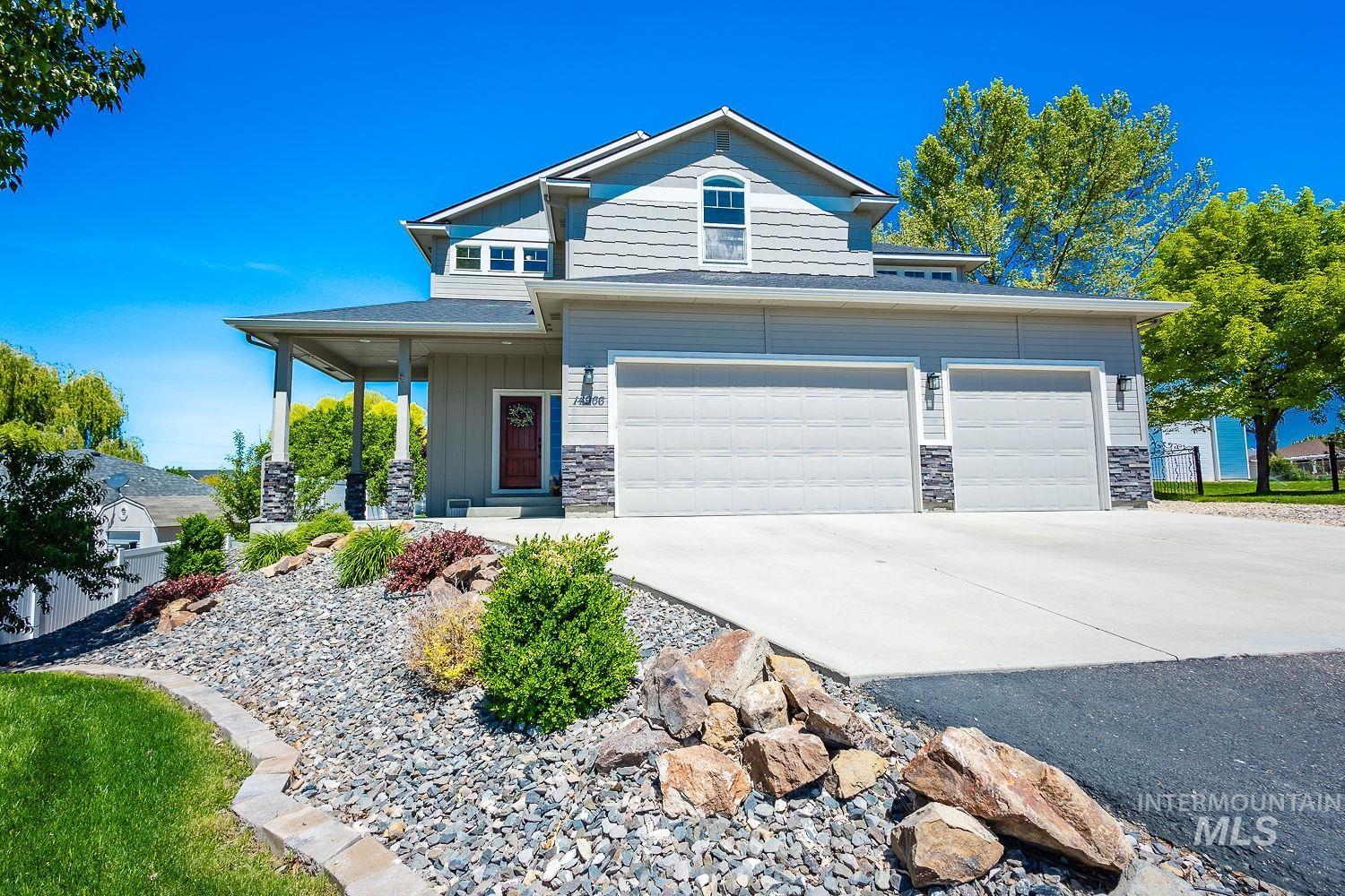 14966 Marvel Place, Caldwell, Idaho 83607, 4 Bedrooms, 2.5 Bathrooms, Residential For Sale, Price $779,000,MLS 98985950