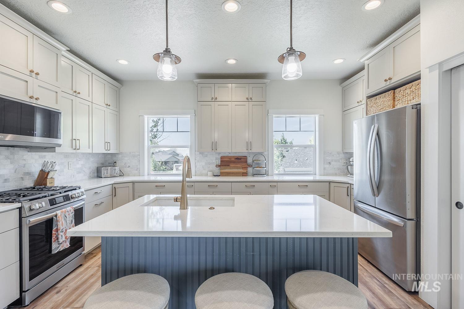 14966 Marvel Place, Caldwell, Idaho 83607, 4 Bedrooms, 2.5 Bathrooms, Residential For Sale, Price $779,000,MLS 98985950
