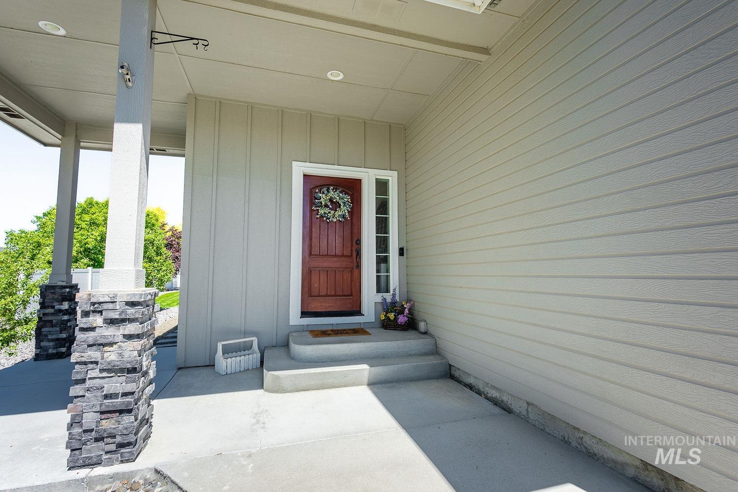 14966 Marvel Place, Caldwell, Idaho 83607, 4 Bedrooms, 2.5 Bathrooms, Residential For Sale, Price $779,000,MLS 98985950