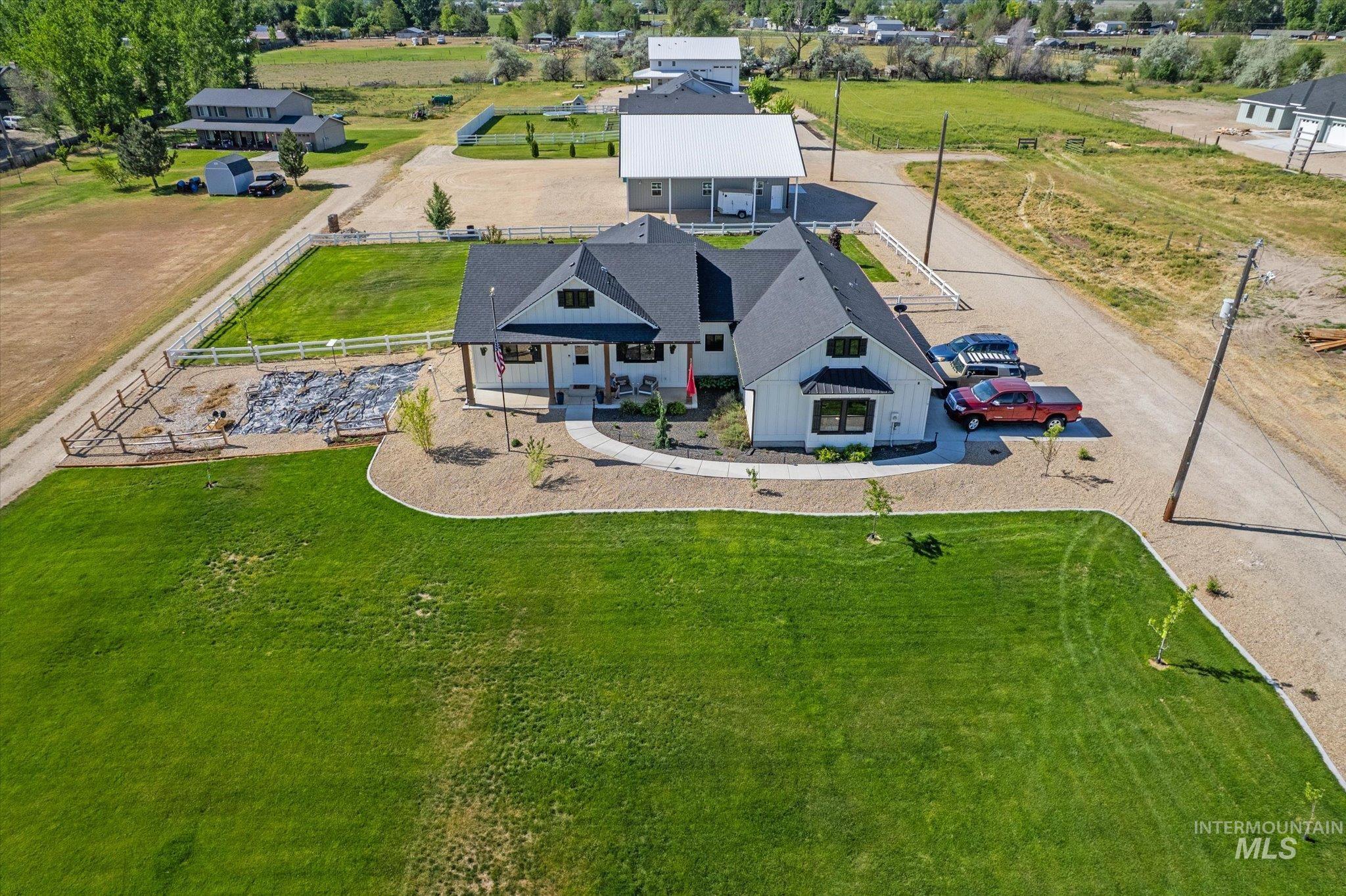 17220 Colbey Lane, Wilder, Idaho 83676, 3 Bedrooms, 2 Bathrooms, Residential For Sale, Price $895,000,MLS 98985951