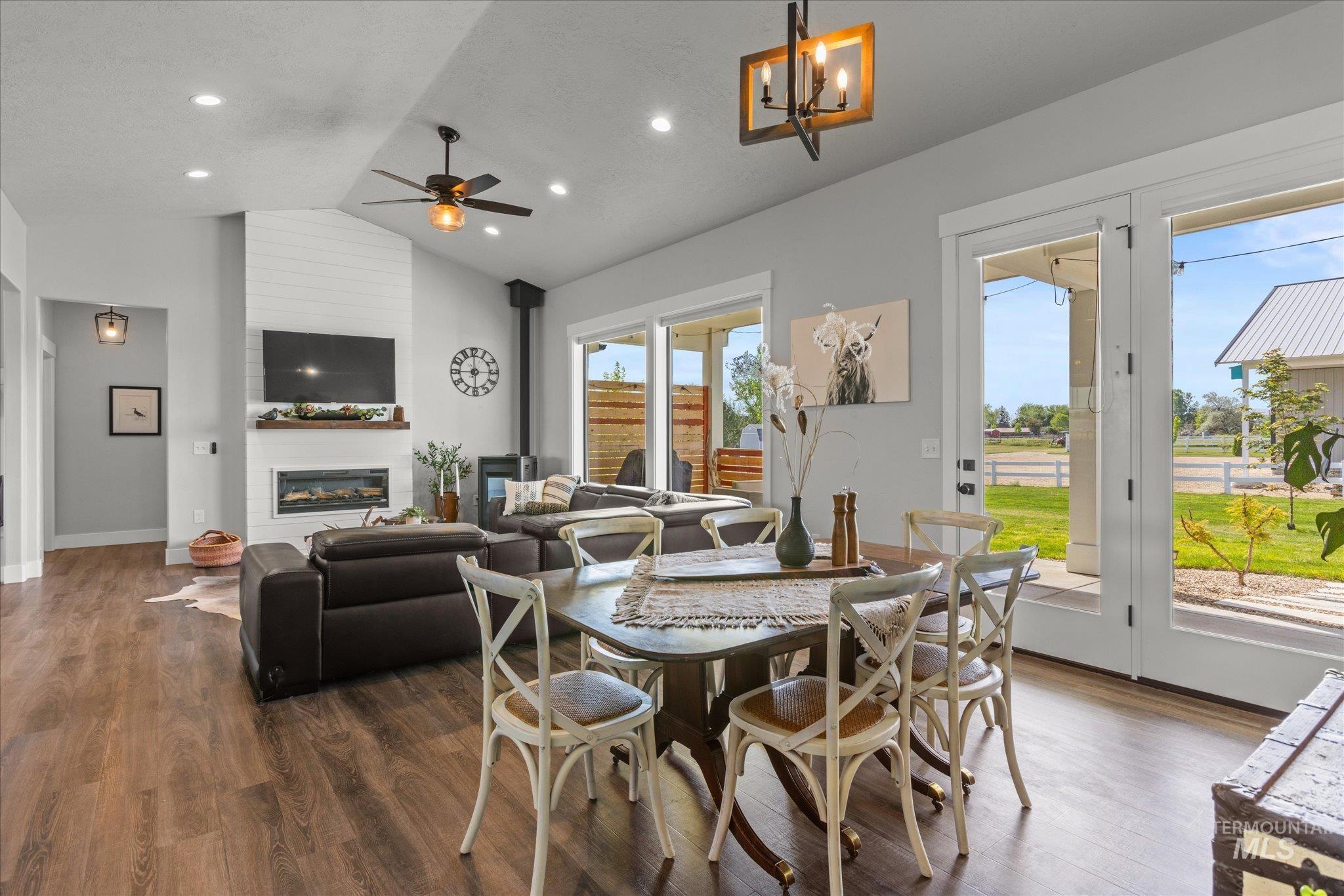 17220 Colbey Lane, Wilder, Idaho 83676, 3 Bedrooms, 2 Bathrooms, Residential For Sale, Price $895,000,MLS 98985951