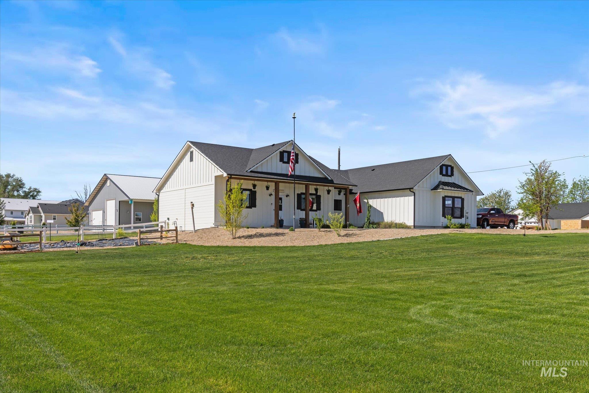 17220 Colbey Lane, Wilder, Idaho 83676, 3 Bedrooms, 2 Bathrooms, Residential For Sale, Price $895,000,MLS 98985951
