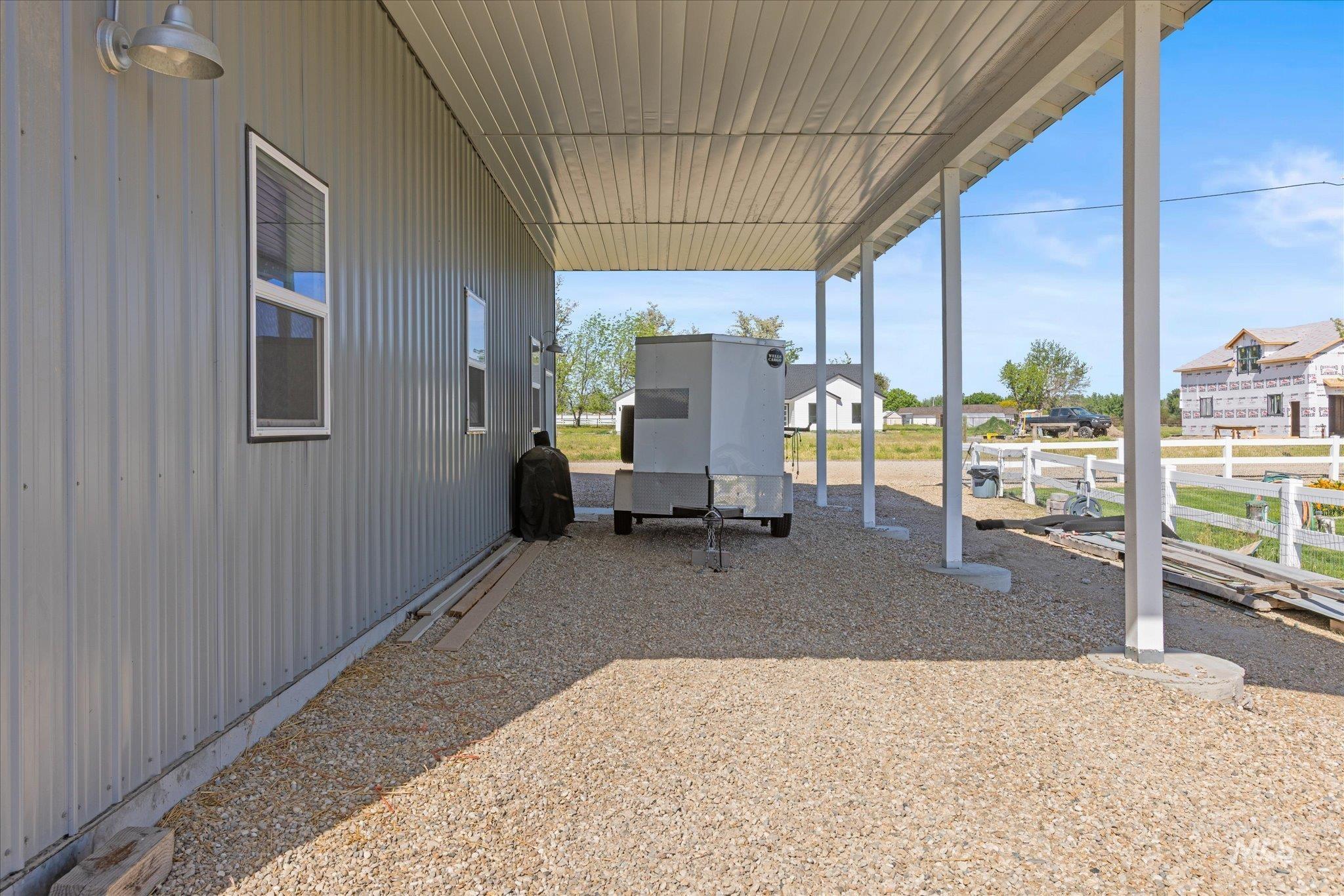 17220 Colbey Lane, Wilder, Idaho 83676, 3 Bedrooms, 2 Bathrooms, Residential For Sale, Price $895,000,MLS 98985951