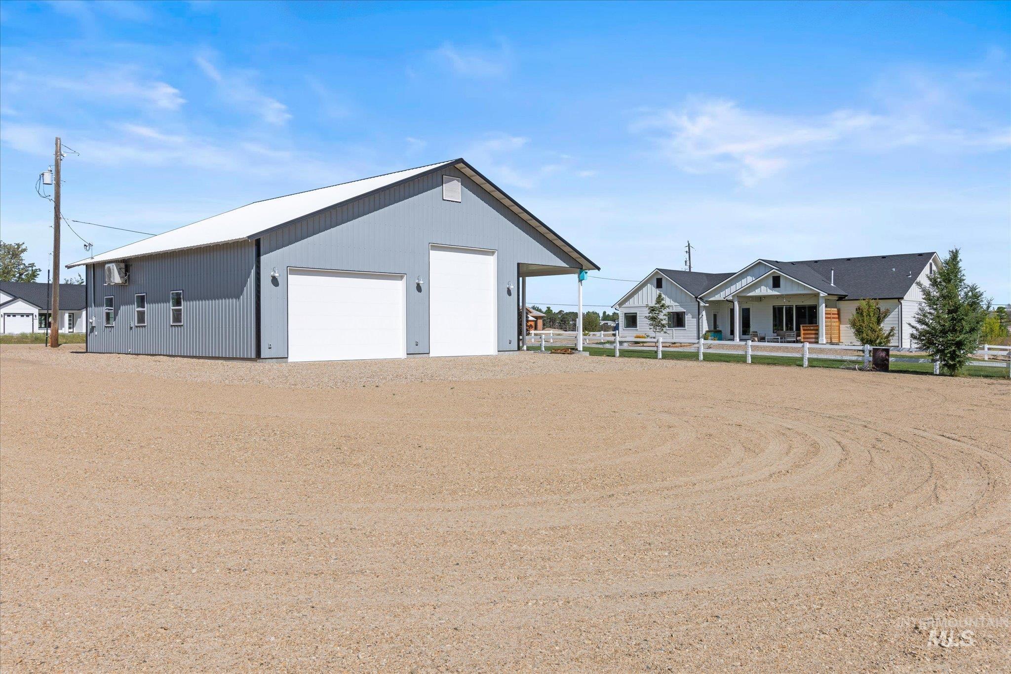 17220 Colbey Lane, Wilder, Idaho 83676, 3 Bedrooms, 2 Bathrooms, Residential For Sale, Price $895,000,MLS 98985951