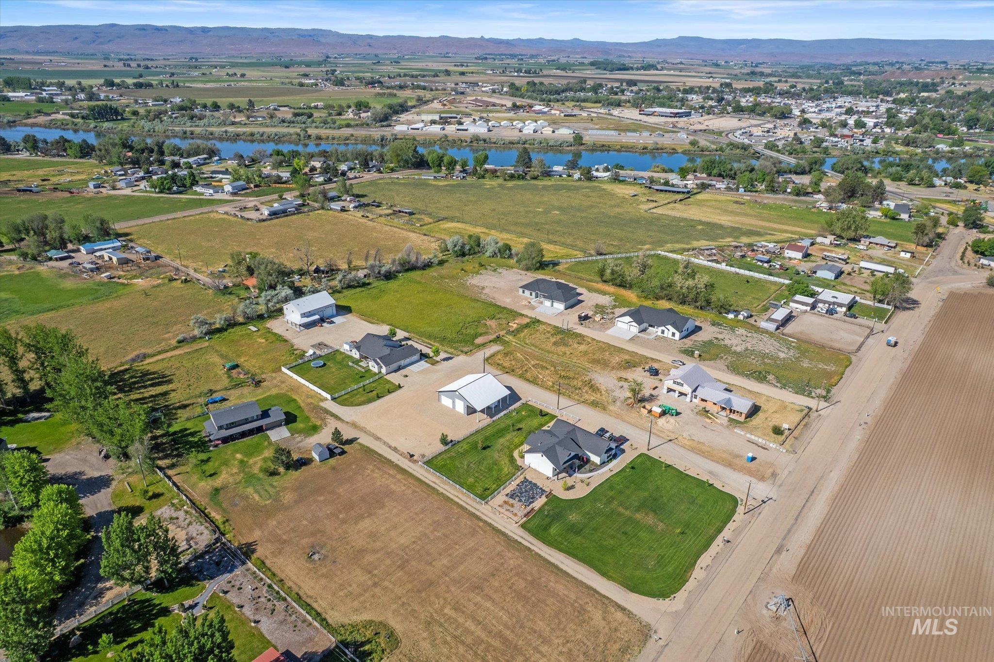 17220 Colbey Lane, Wilder, Idaho 83676, 3 Bedrooms, 2 Bathrooms, Residential For Sale, Price $895,000,MLS 98985951
