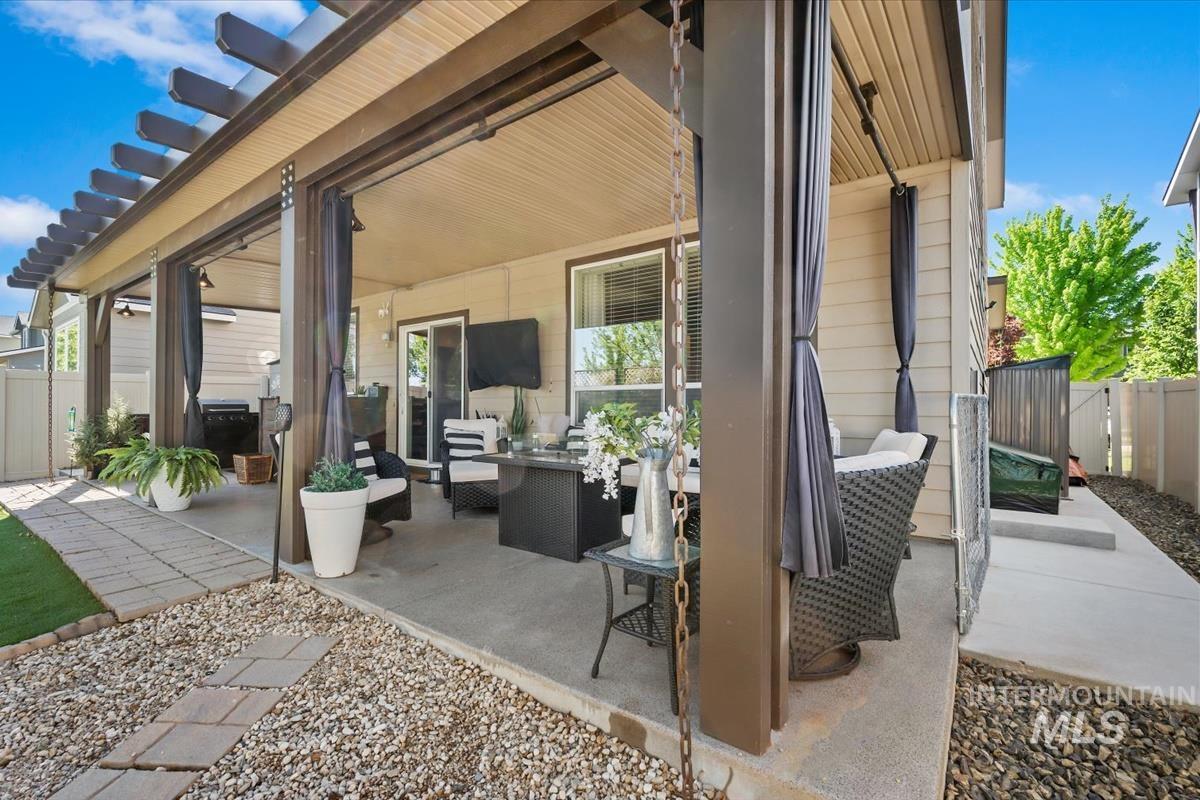 1710 W Woodington St., Meridian, Idaho 83642, 3 Bedrooms, 3 Bathrooms, Residential For Sale, Price $515,000, 98985955