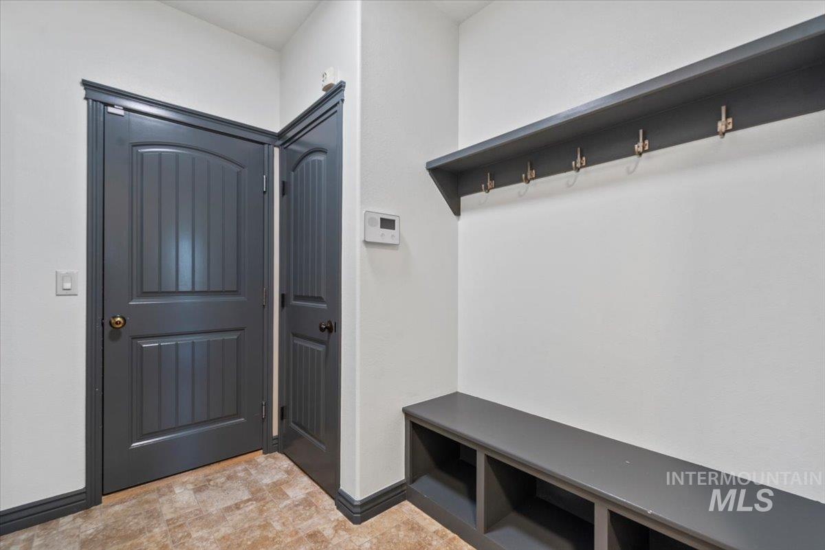 1807 N Calaveras, Kuna, Idaho 83634, 3 Bedrooms, 2.5 Bathrooms, Residential For Sale, Price $599,900, 98985956