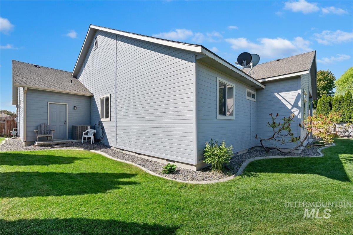 1807 N Calaveras, Kuna, Idaho 83634, 3 Bedrooms, 2.5 Bathrooms, Residential For Sale, Price $599,900, 98985956