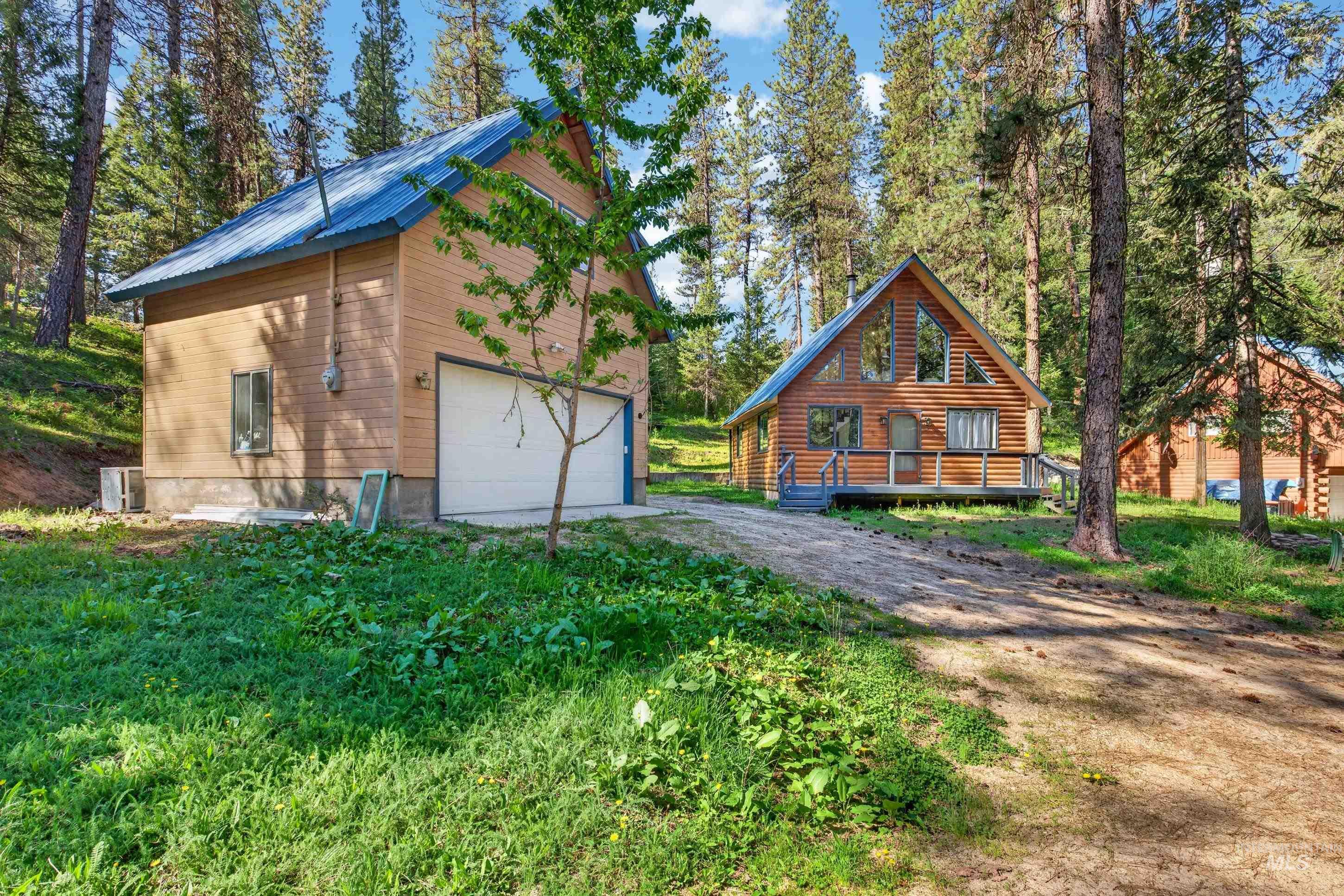 5 Pump House Rd, Garden Valley, Idaho 83622-5059, 2 Bedrooms, 1 Bathroom, Residential For Sale, Price $455,000,MLS 98985959