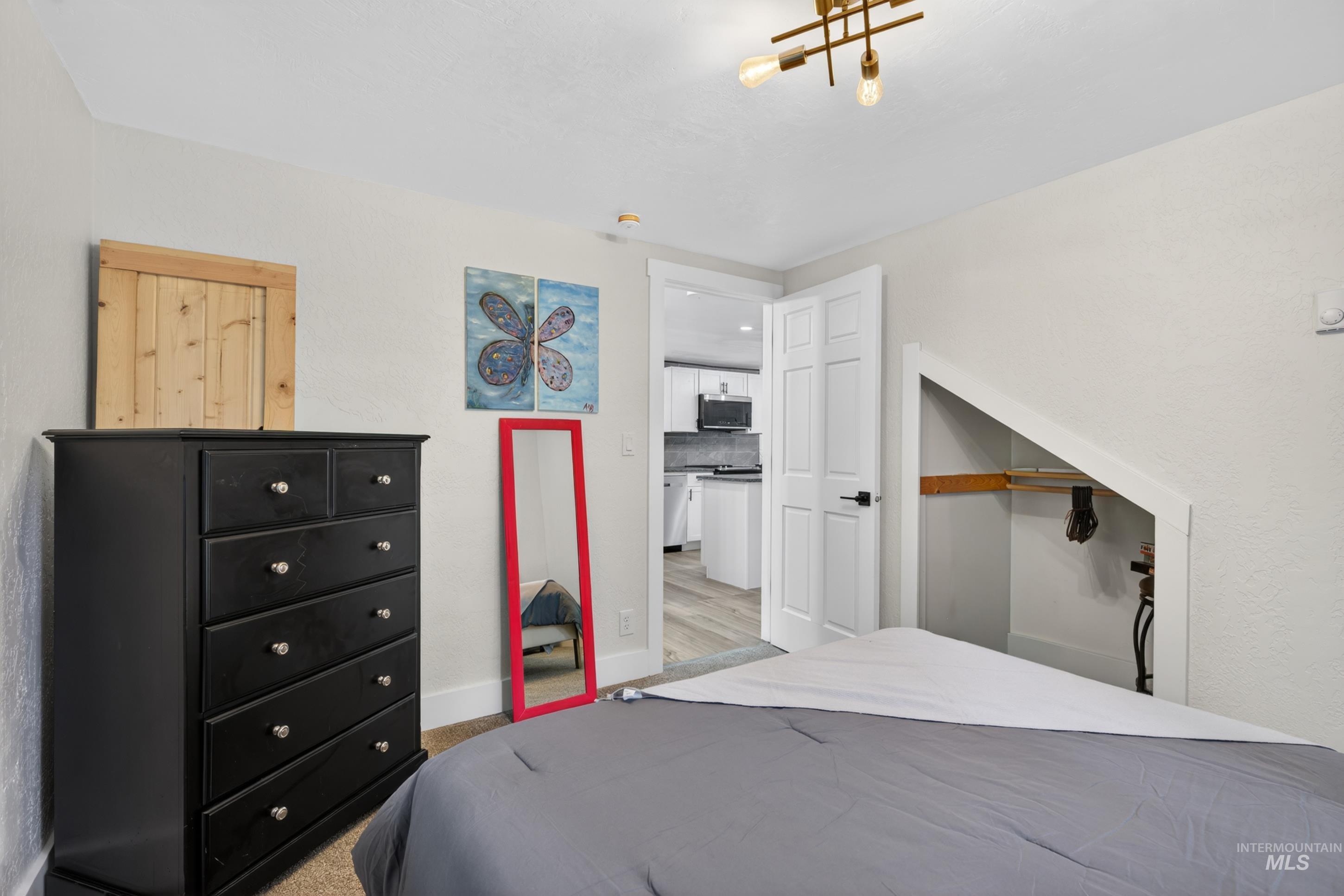 5 Pump House Rd, Garden Valley, Idaho 83622-5059, 2 Bedrooms, 1 Bathroom, Residential For Sale, Price $455,000,MLS 98985959