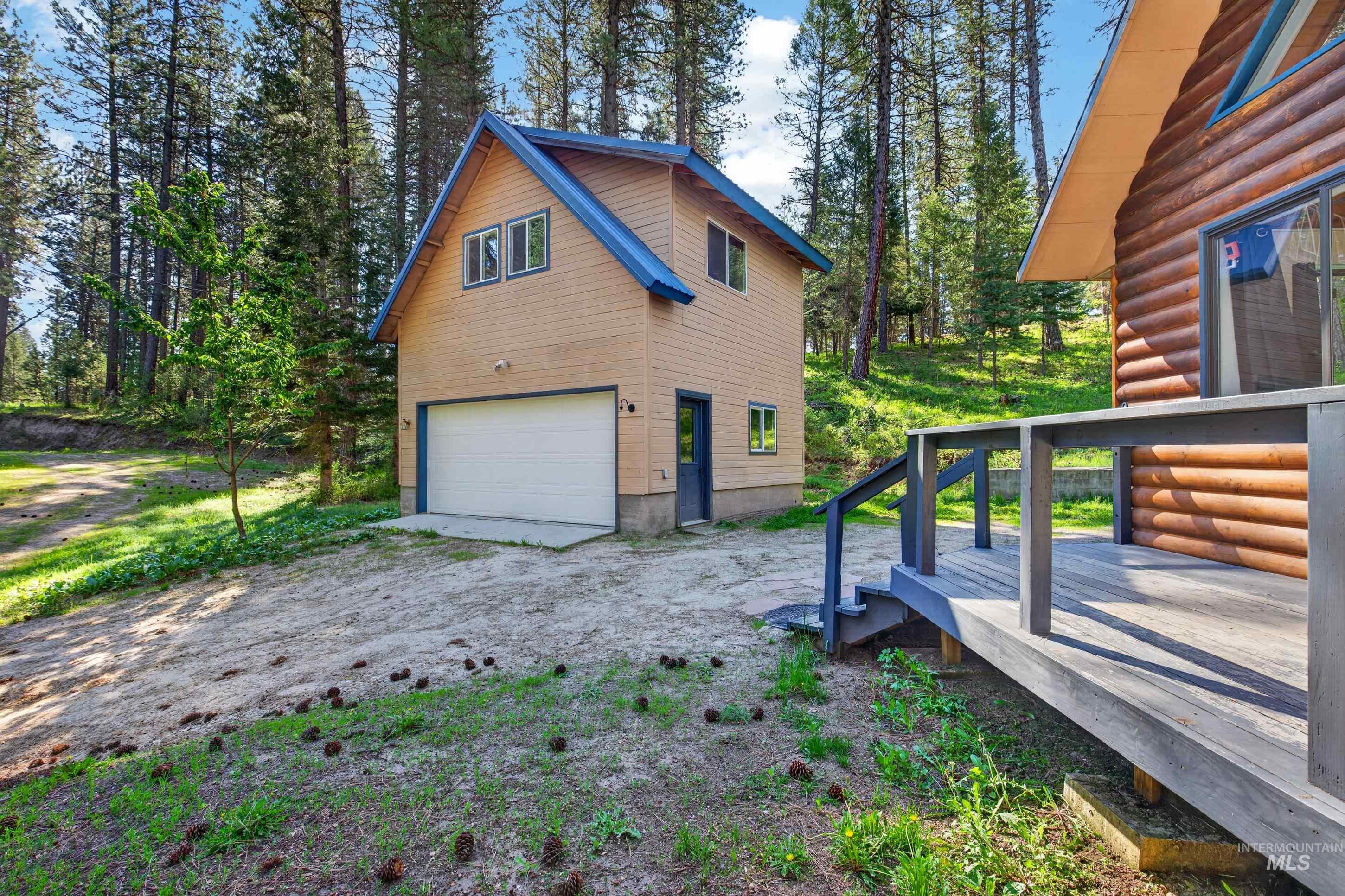 5 Pump House Rd, Garden Valley, Idaho 83622-5059, 2 Bedrooms, 1 Bathroom, Residential For Sale, Price $455,000,MLS 98985959