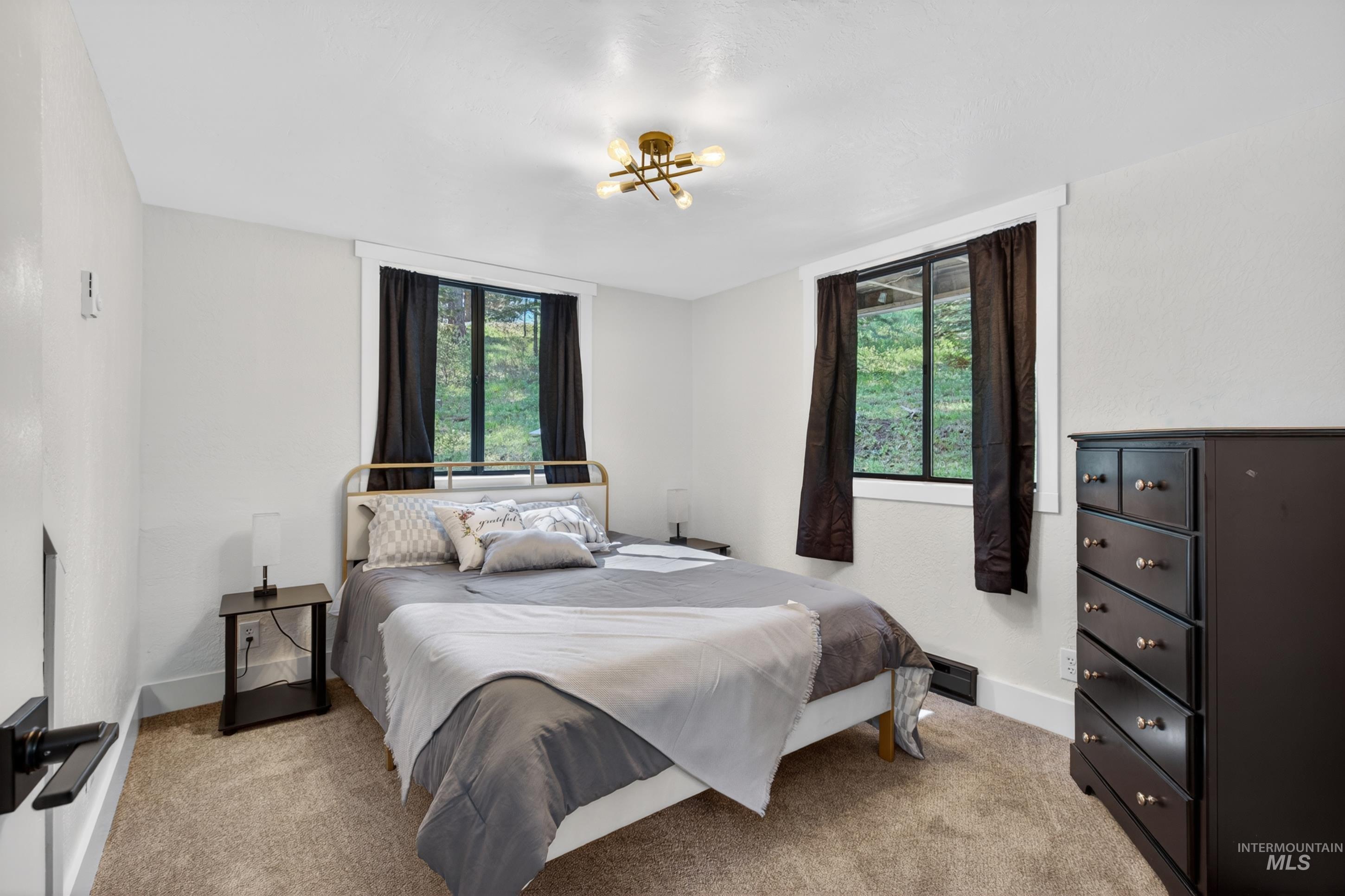 5 Pump House Rd, Garden Valley, Idaho 83622-5059, 2 Bedrooms, 1 Bathroom, Residential Income For Sale, Price $455,000, 98985960
