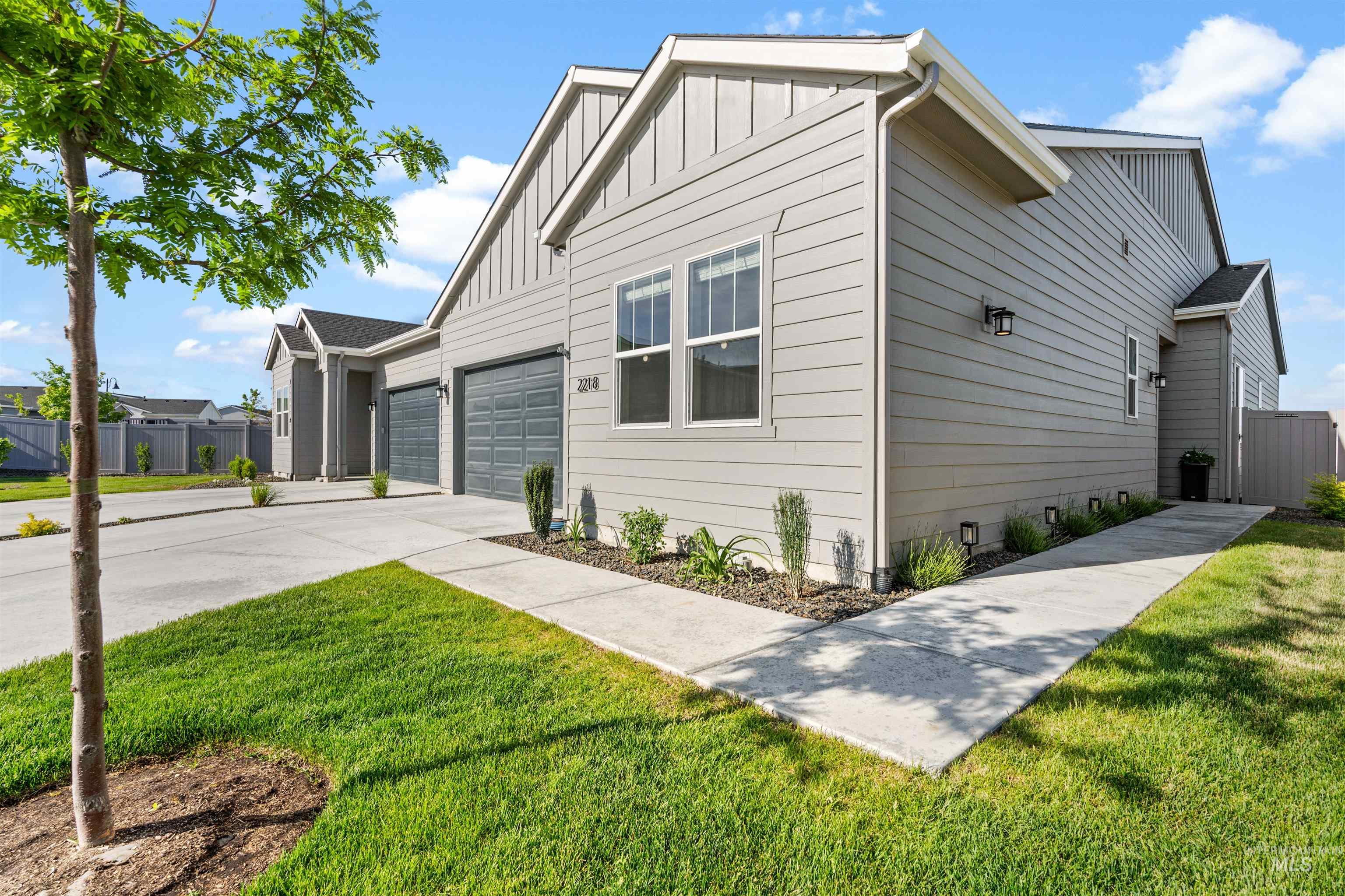 2218 N Leatherwood Ave, Star, Idaho 83669, 2 Bedrooms, 2 Bathrooms, Residential For Sale, Price $479,000,MLS 98985961
