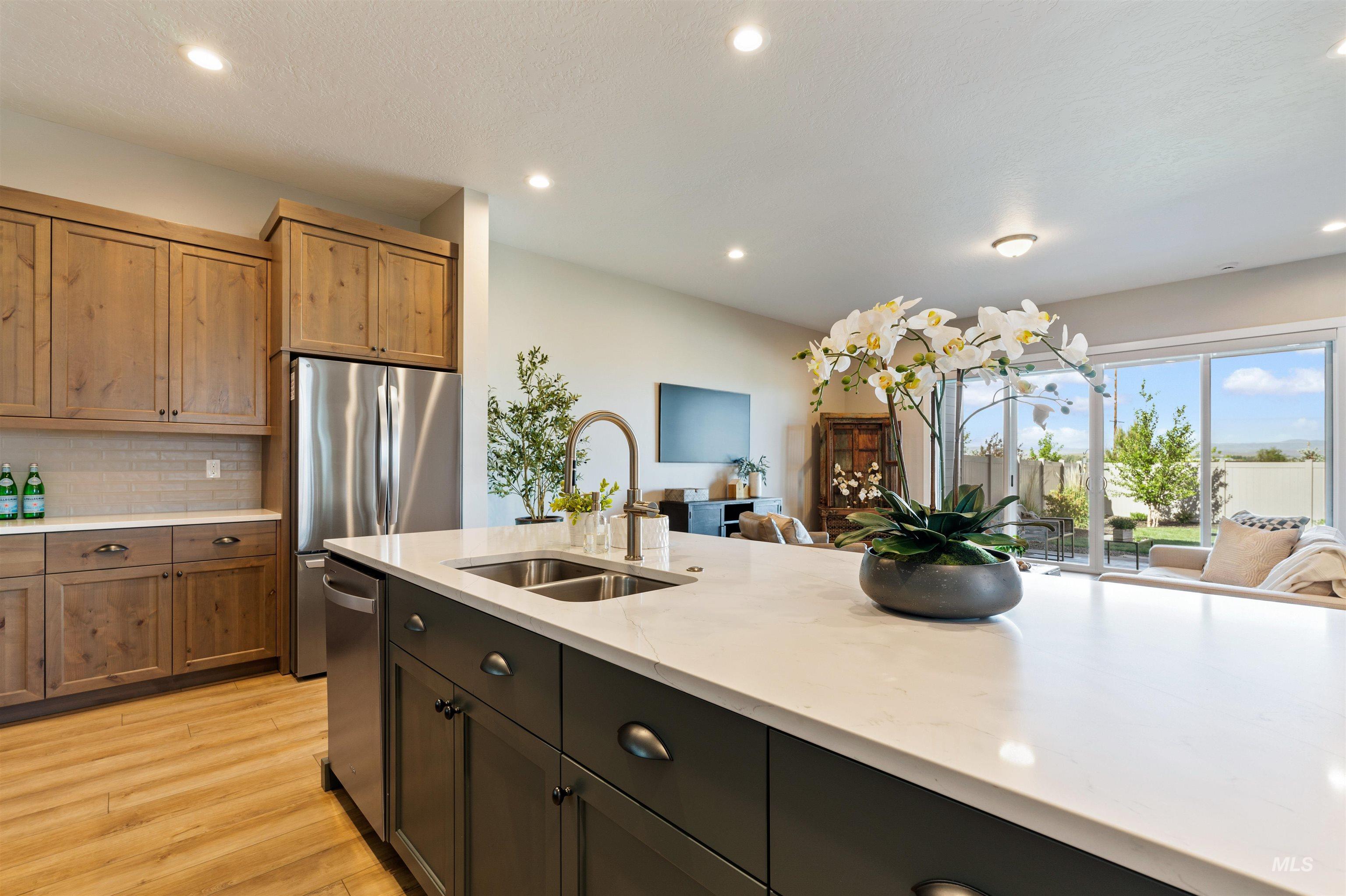 2218 N Leatherwood Ave, Star, Idaho 83669, 2 Bedrooms, 2 Bathrooms, Residential For Sale, Price $479,000,MLS 98985961