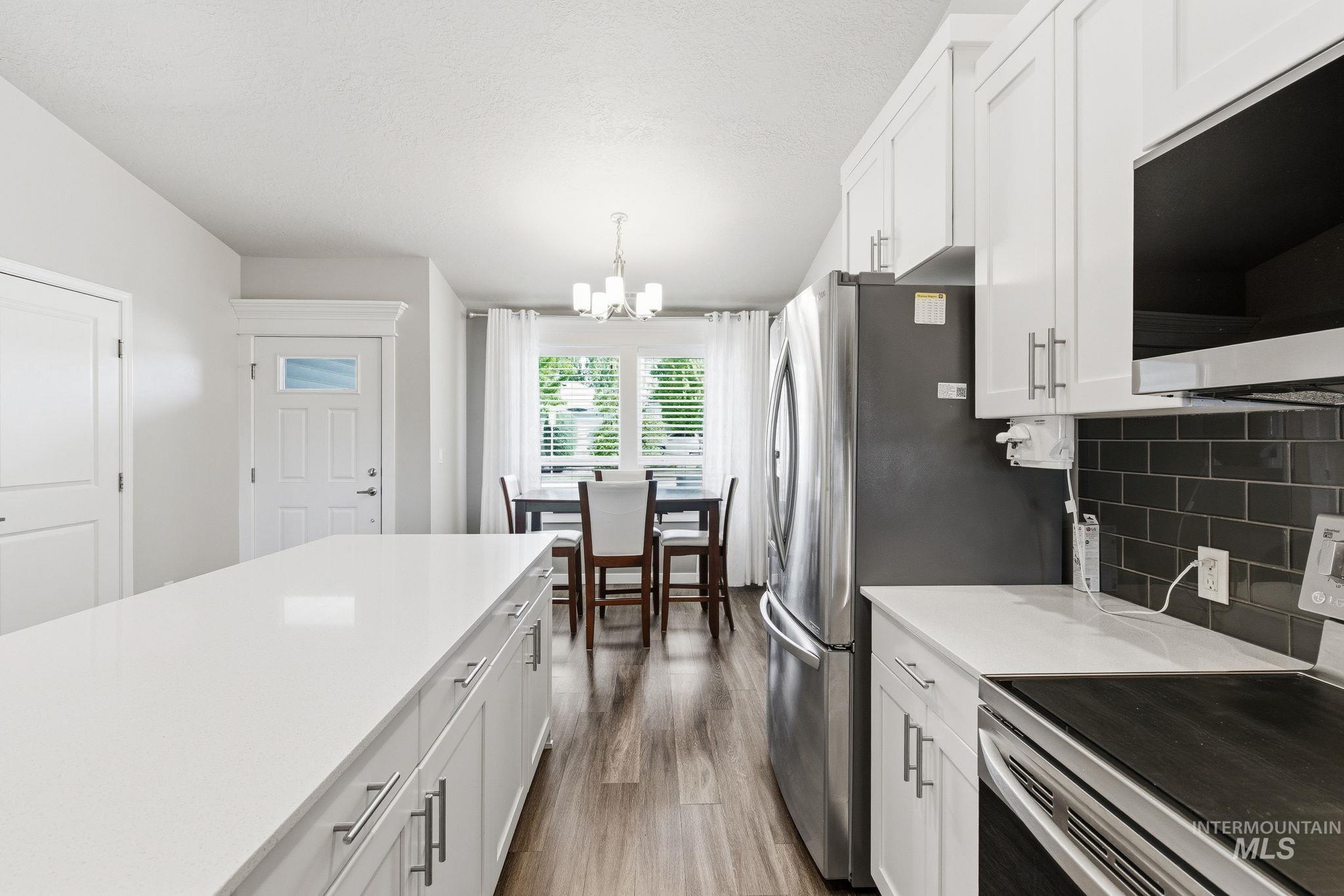 2839 E Apricot Dr, Meridian, Idaho 83646, 3 Bedrooms, 2 Bathrooms, Residential For Sale, Price $410,000,MLS 98985962