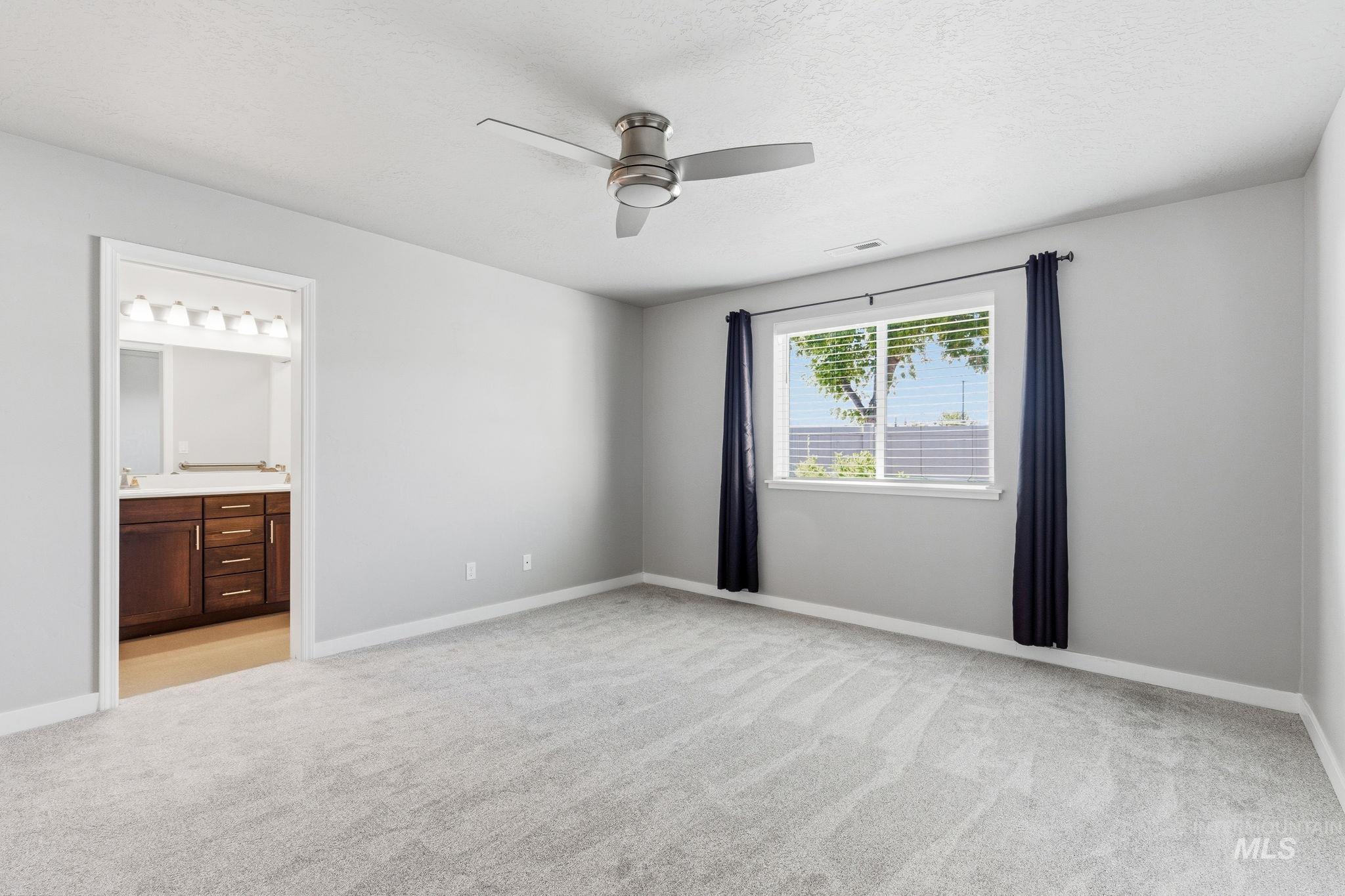2839 E Apricot Dr, Meridian, Idaho 83646, 3 Bedrooms, 2 Bathrooms, Residential For Sale, Price $410,000,MLS 98985962