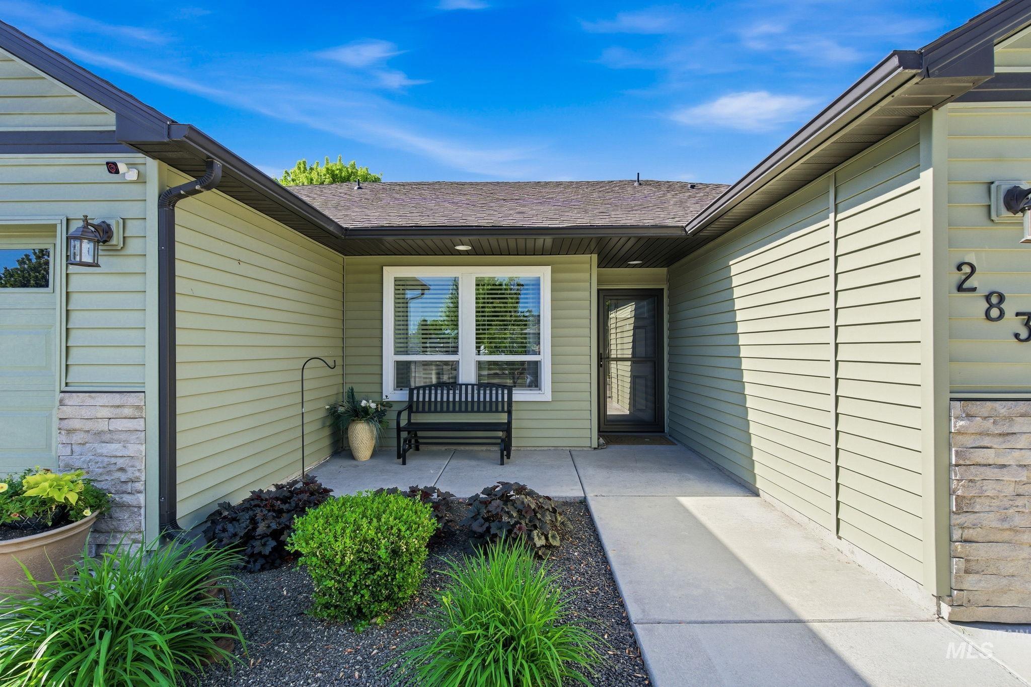 2839 E Apricot Dr, Meridian, Idaho 83646, 3 Bedrooms, 2 Bathrooms, Residential For Sale, Price $410,000,MLS 98985962