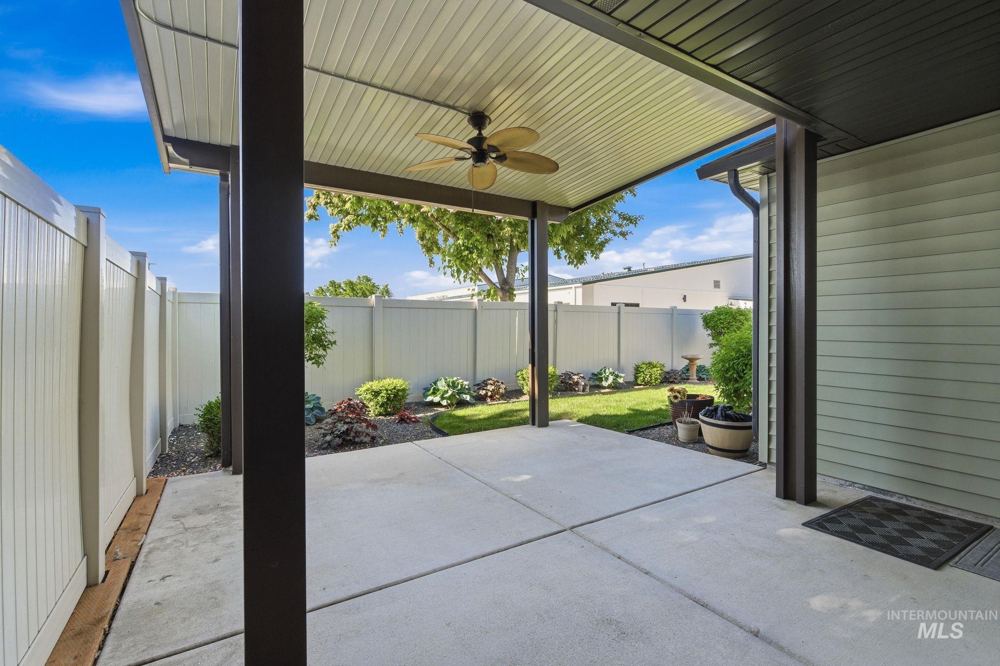 2839 E Apricot Dr, Meridian, Idaho 83646, 3 Bedrooms, 2 Bathrooms, Residential For Sale, Price $410,000,MLS 98985962