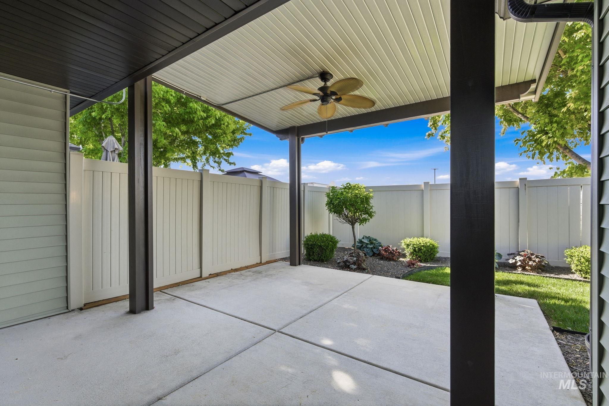 2839 E Apricot Dr, Meridian, Idaho 83646, 3 Bedrooms, 2 Bathrooms, Residential For Sale, Price $410,000,MLS 98985962