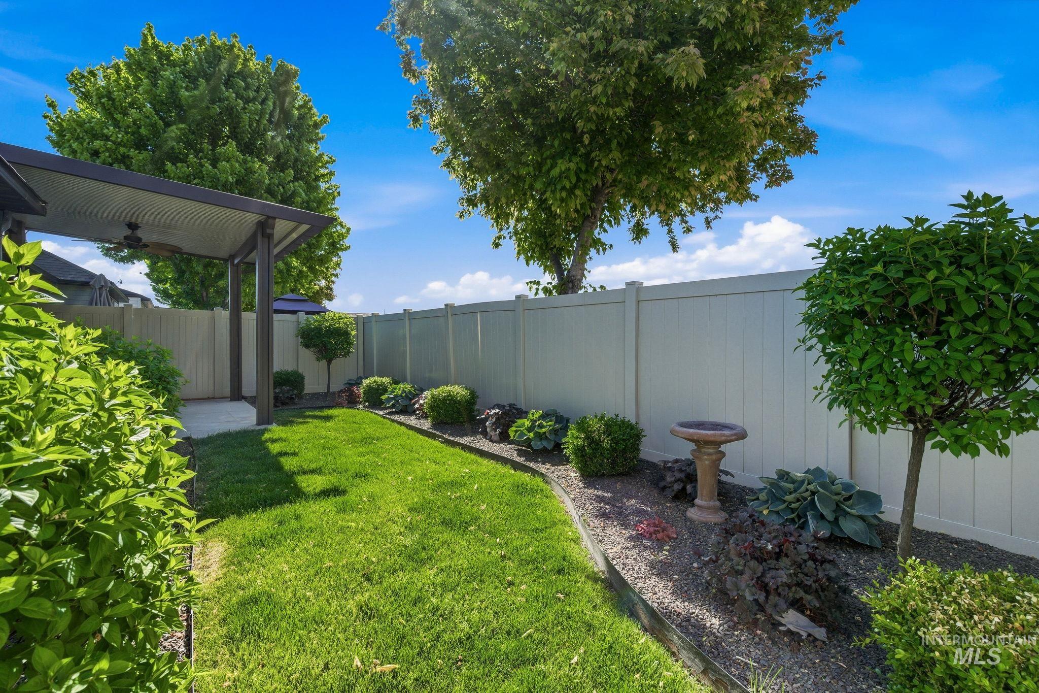 2839 E Apricot Dr, Meridian, Idaho 83646, 3 Bedrooms, 2 Bathrooms, Residential For Sale, Price $410,000,MLS 98985962