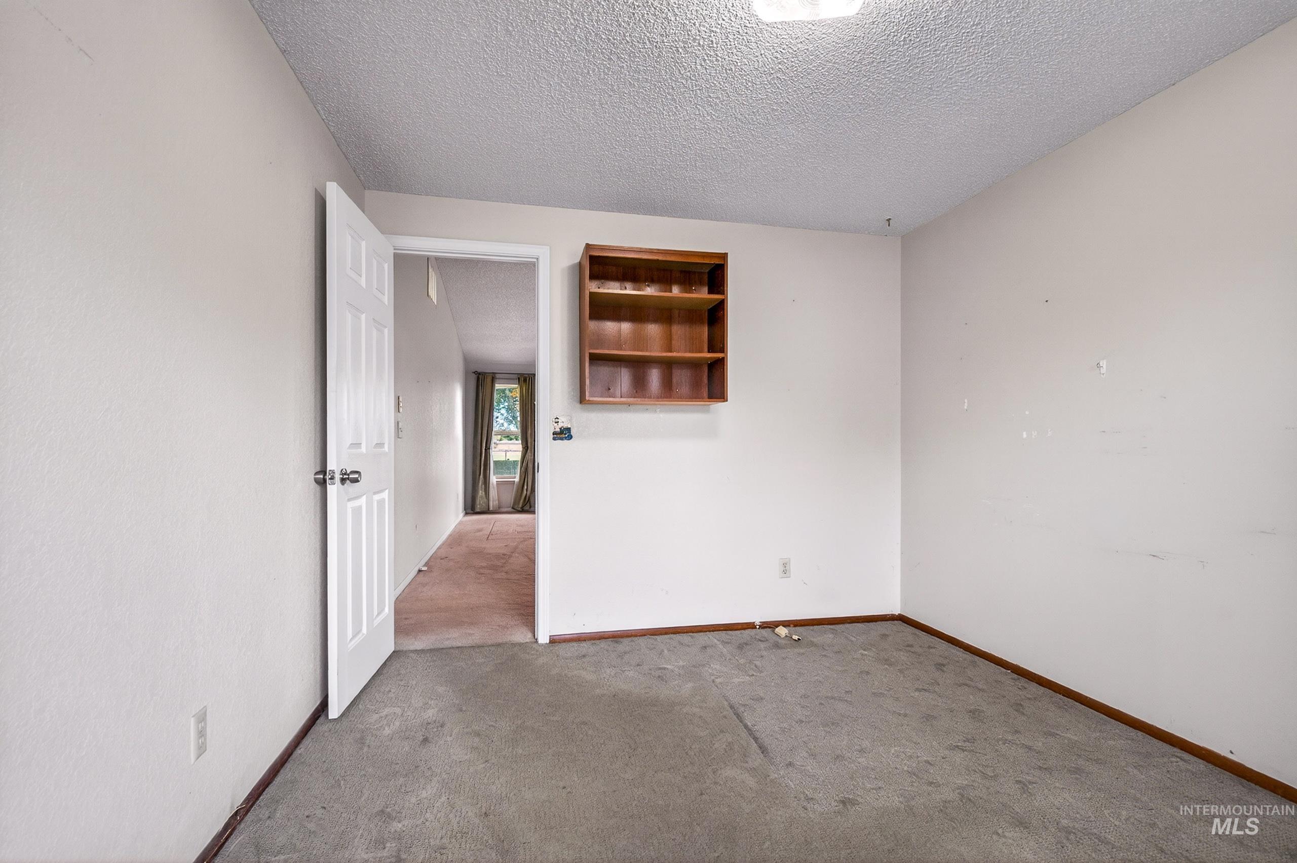 419 Chaparro St, Caldwell, Idaho 83605, 3 Bedrooms, 2 Bathrooms, Residential For Sale, Price $300,000,MLS 98985965