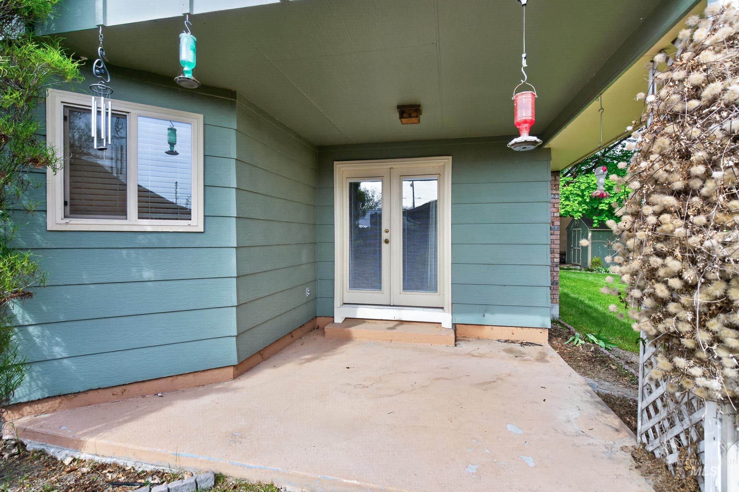419 Chaparro St, Caldwell, Idaho 83605, 3 Bedrooms, 2 Bathrooms, Residential For Sale, Price $300,000,MLS 98985965