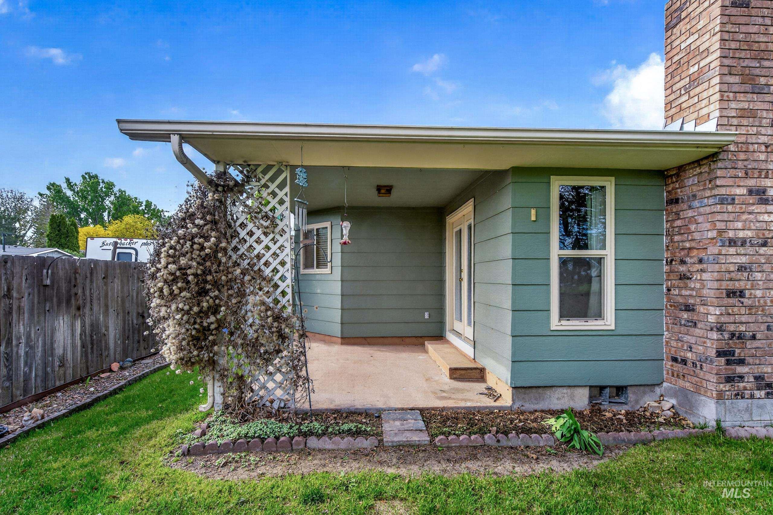 419 Chaparro St, Caldwell, Idaho 83605, 3 Bedrooms, 2 Bathrooms, Residential For Sale, Price $300,000,MLS 98985965