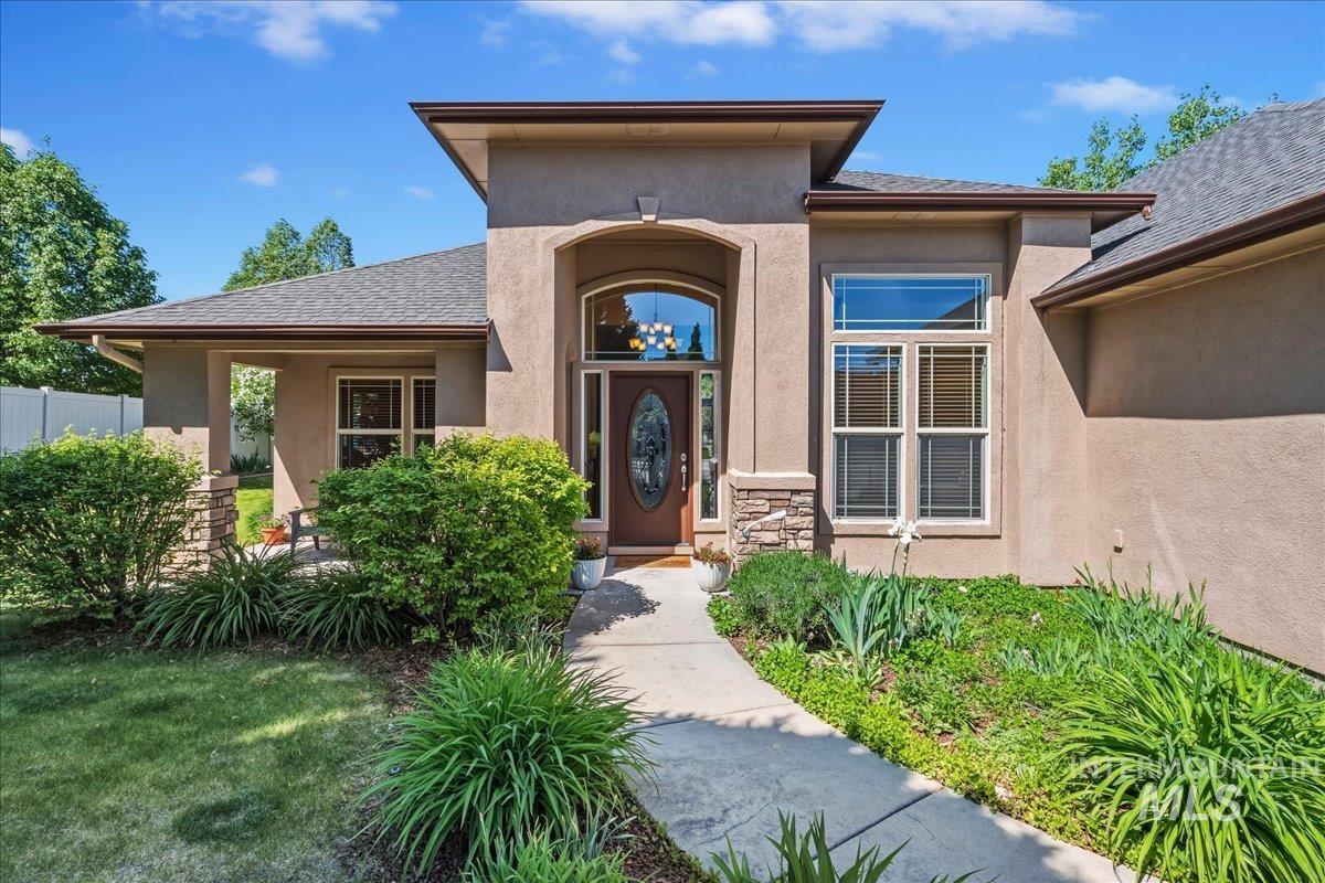 1121 Regency Way, Emmett, Idaho 83617, 3 Bedrooms, 2 Bathrooms, Residential For Sale, Price $519,000,MLS 98985966