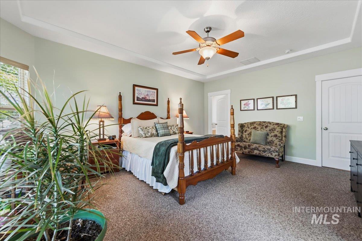 1121 Regency Way, Emmett, Idaho 83617, 3 Bedrooms, 2 Bathrooms, Residential For Sale, Price $519,000,MLS 98985966