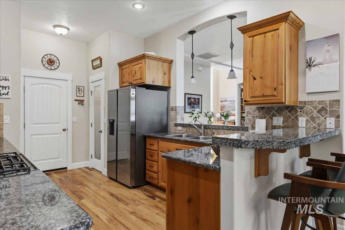 1121 Regency Way, Emmett, Idaho 83617, 3 Bedrooms, 2 Bathrooms, Residential For Sale, Price $519,000,MLS 98985966