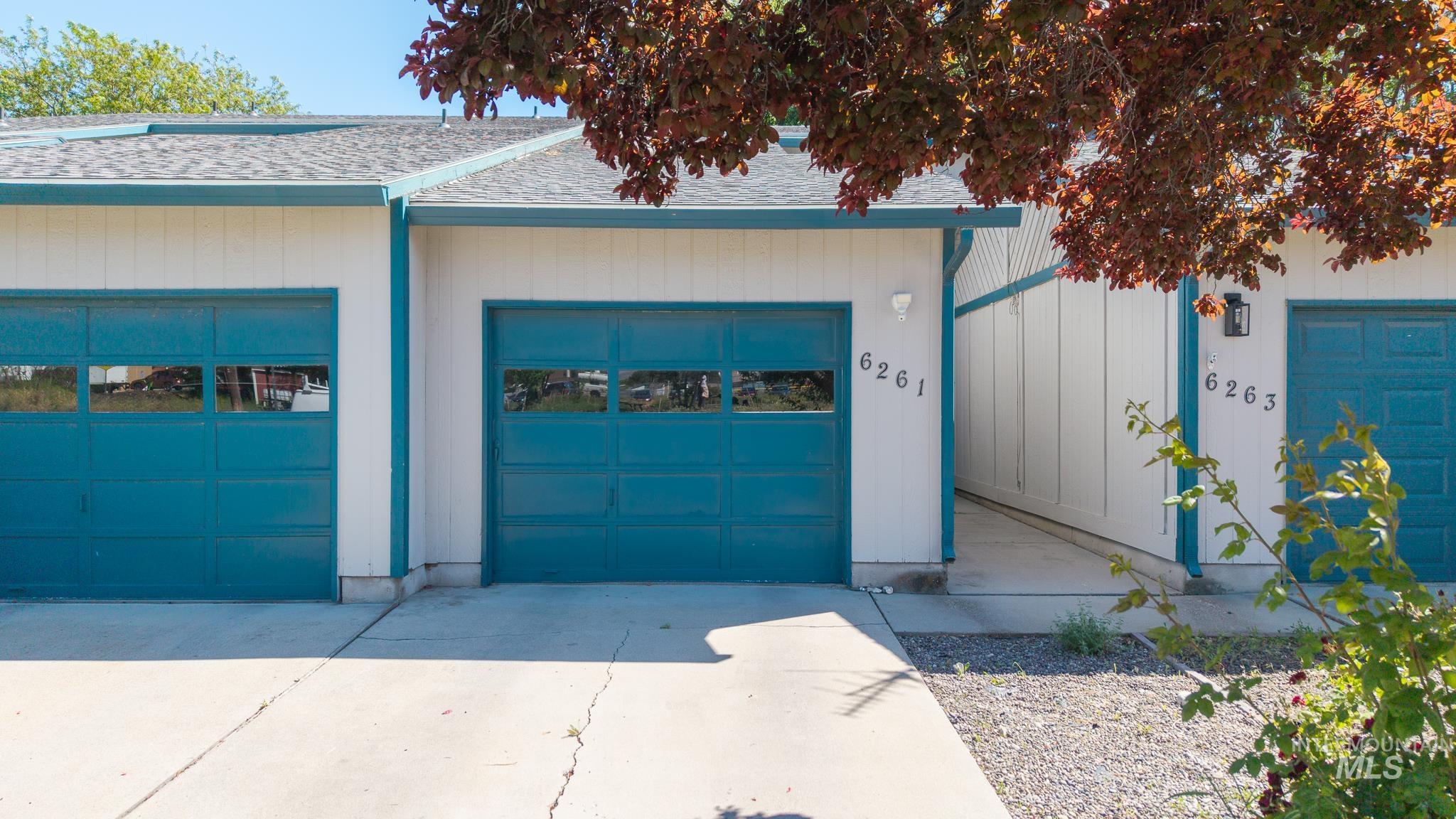 6261 W Morris Hill Rd, Boise, Idaho 83704, 2 Bedrooms, 1.5 Bathrooms, Residential For Sale, Price $299,900, 98985968