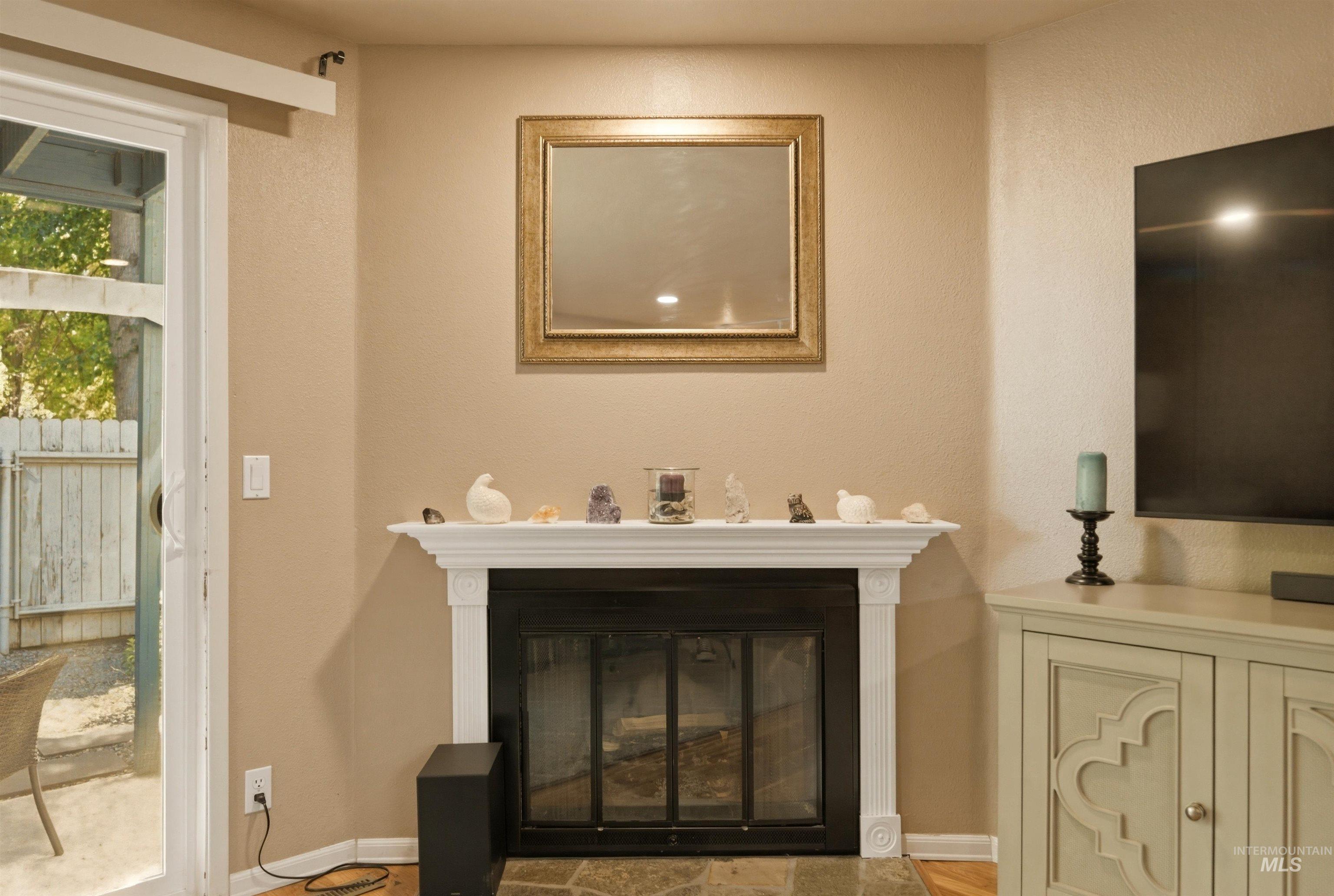 6261 W Morris Hill Rd, Boise, Idaho 83704, 2 Bedrooms, 1.5 Bathrooms, Residential For Sale, Price $299,900,MLS 98985968