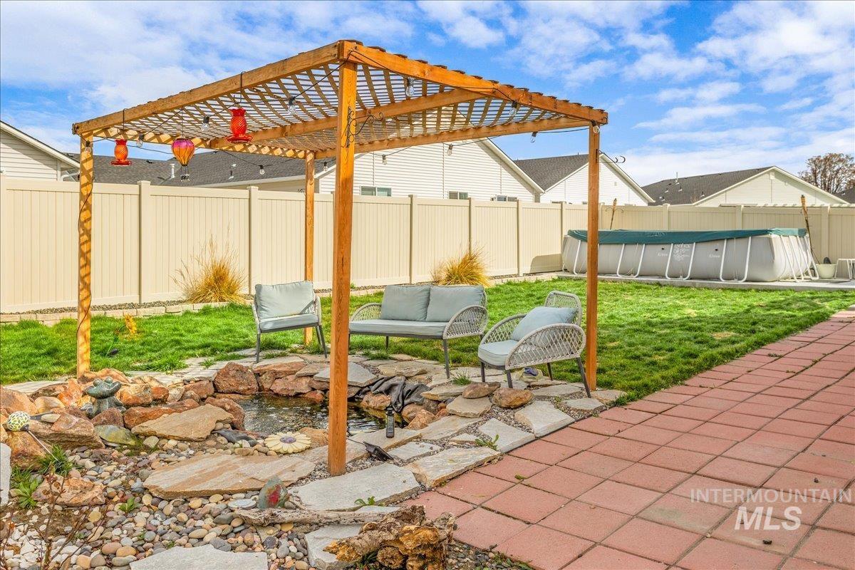 19684 Newell Way, Caldwell, Idaho 83605, 3 Bedrooms, 2 Bathrooms, Residential For Sale, Price $385,000,MLS 98985970