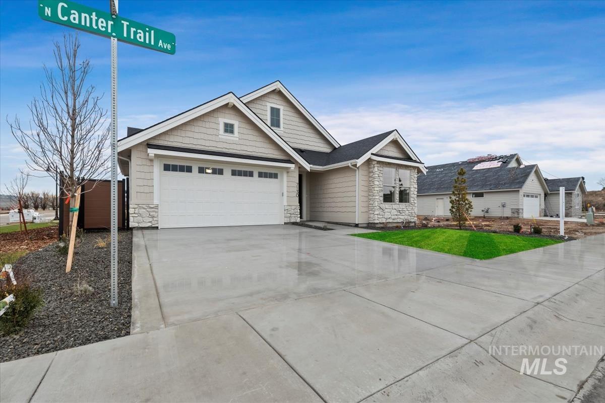 7135 N Valley Breeze Ave, Meridian, Idaho 83646, 3 Bedrooms, 2 Bathrooms, Residential For Sale, Price $589,900,MLS 98985974