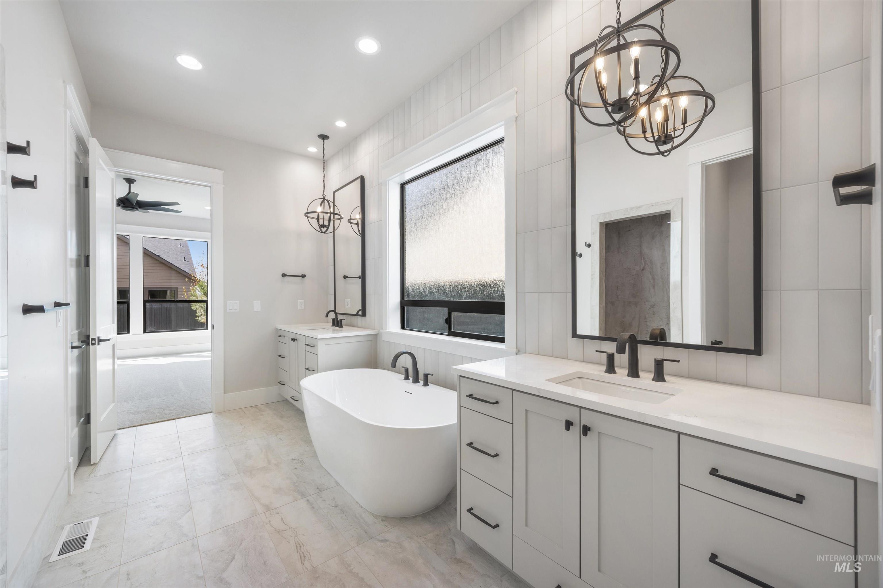959 E Crescendo St, Meridian, Idaho 83642, 3 Bedrooms, 2.5 Bathrooms, Residential For Sale, Price $699,777,MLS 98985977