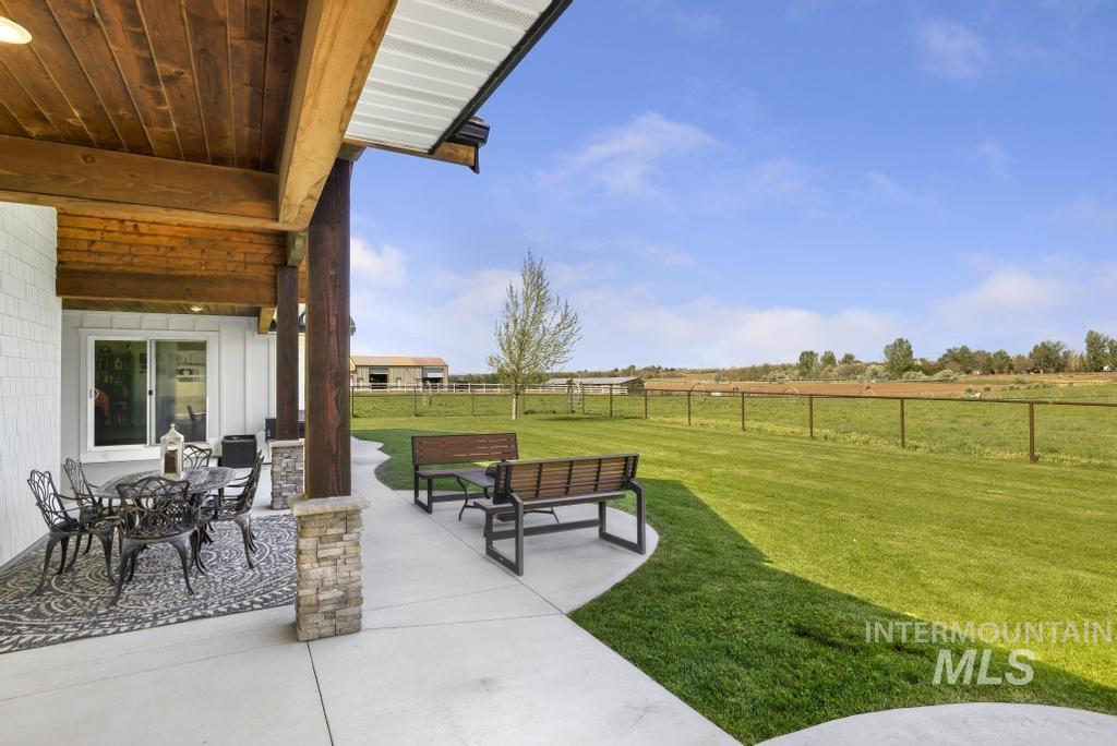 2808 S 850 E, Hagerman, Idaho 83332, 4 Bedrooms, 3.5 Bathrooms, Residential For Sale, Price $1,200,000,MLS 98985978