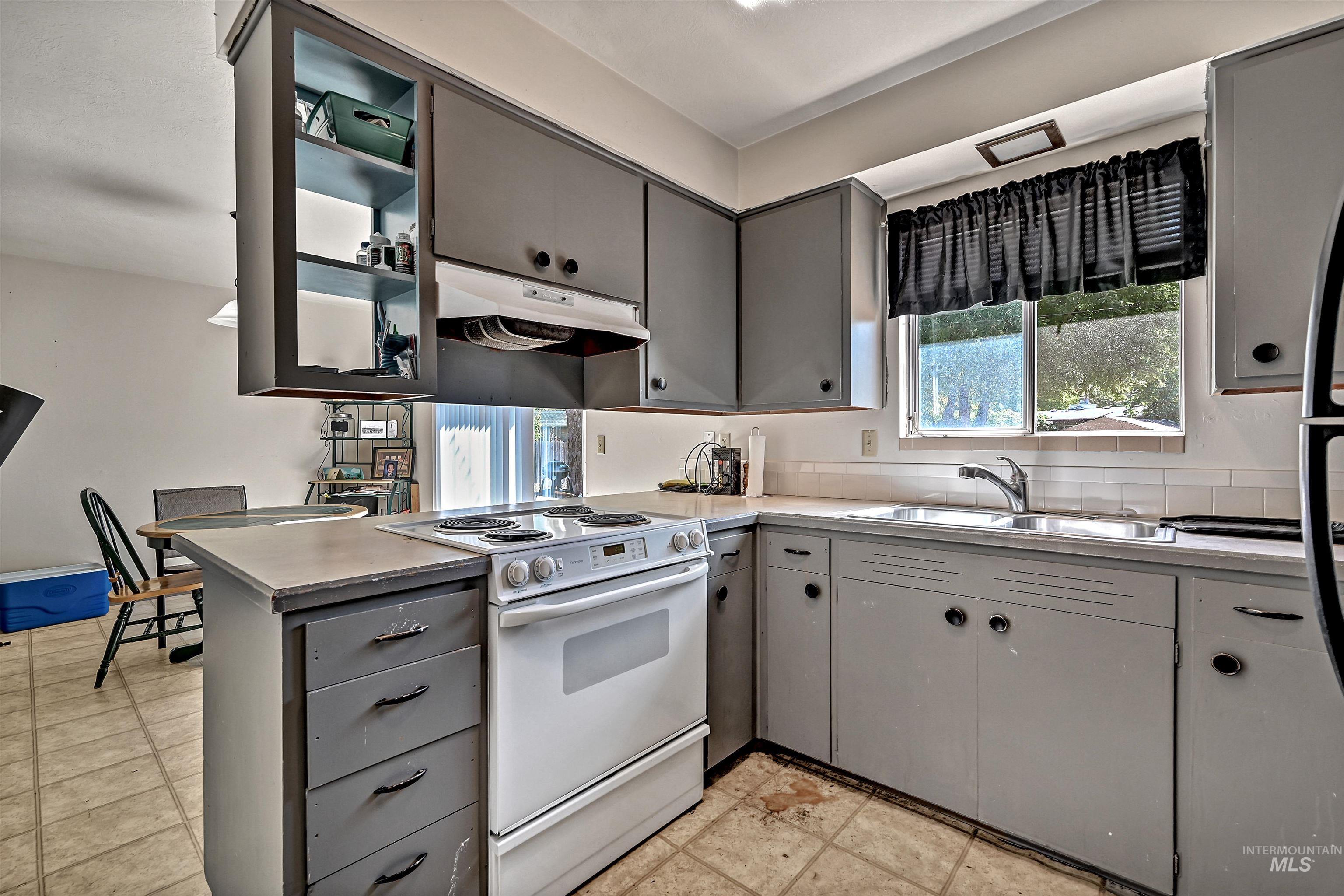 7217 W Brookover Drive, Boise, Idaho 83709, 3 Bedrooms, 1 Bathroom, Residential For Sale, Price $349,900,MLS 98985980