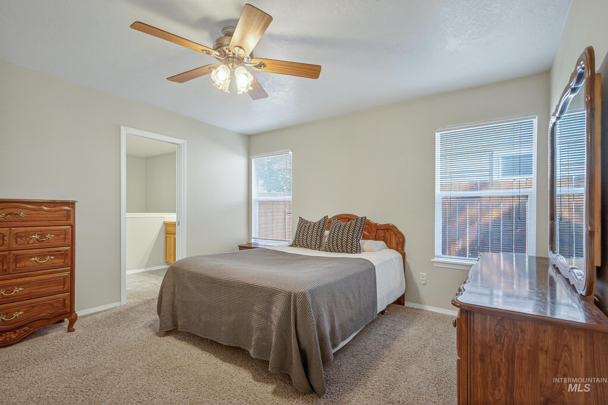 2137 S Petra Ave, Boise, Idaho 83709, 3 Bedrooms, 3 Bathrooms, Residential For Sale, Price $475,000,MLS 98985984