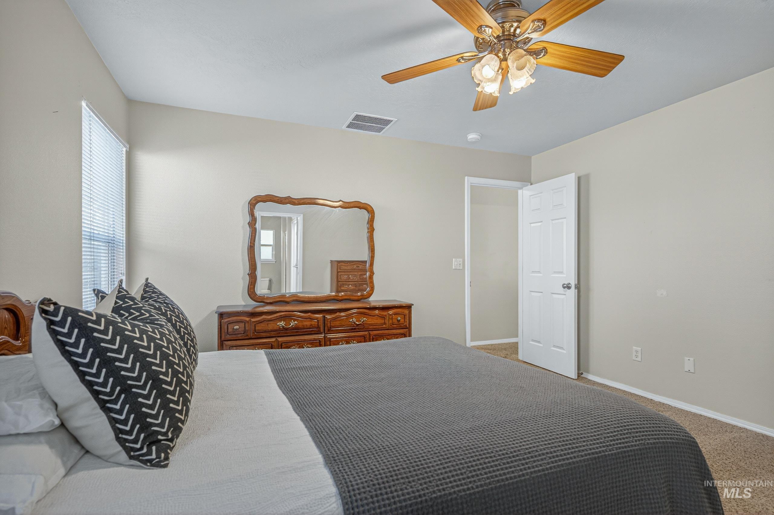 2137 S Petra Ave, Boise, Idaho 83709, 3 Bedrooms, 3 Bathrooms, Residential For Sale, Price $475,000,MLS 98985984
