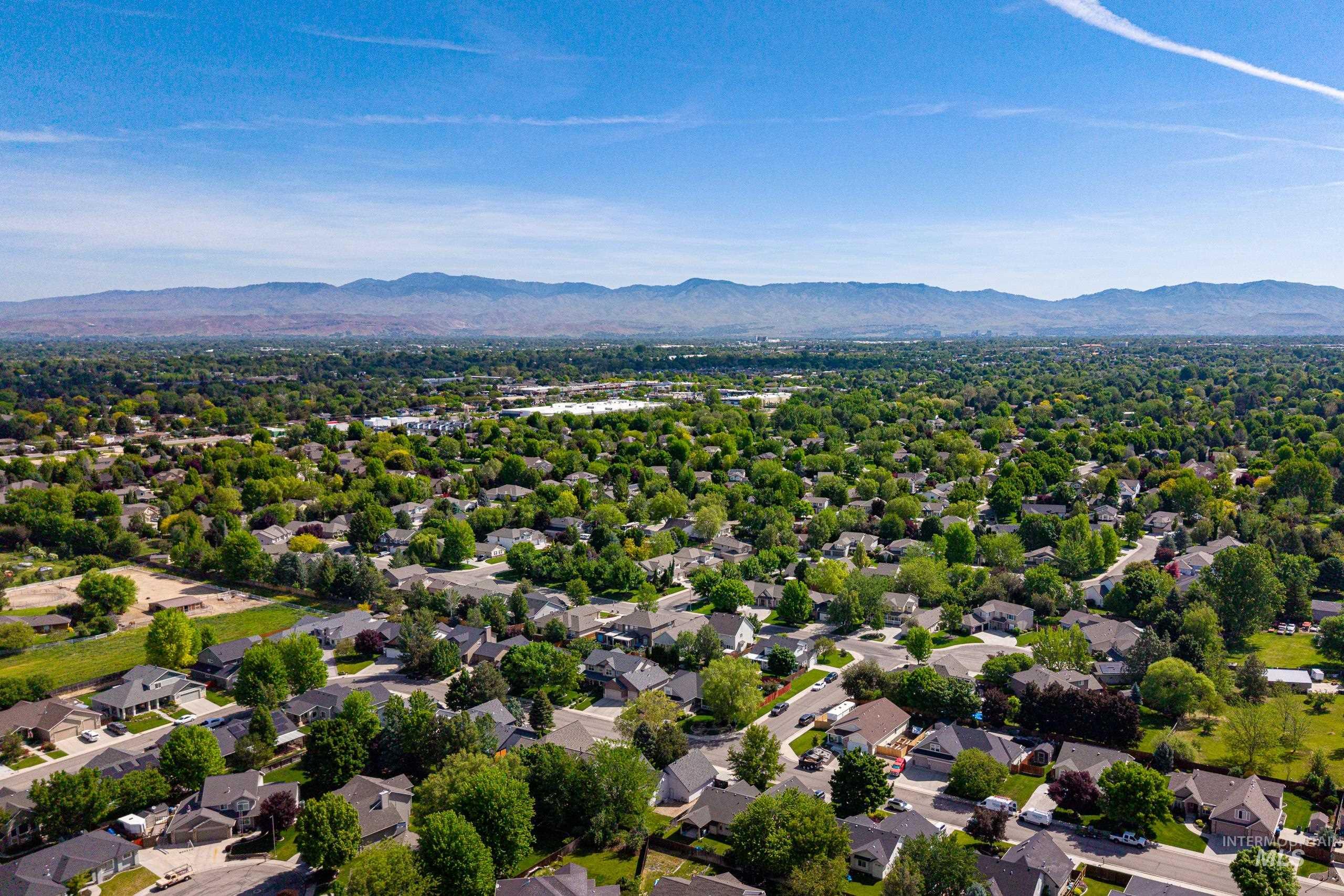 2137 S Petra Ave, Boise, Idaho 83709, 3 Bedrooms, 3 Bathrooms, Residential For Sale, Price $475,000,MLS 98985984