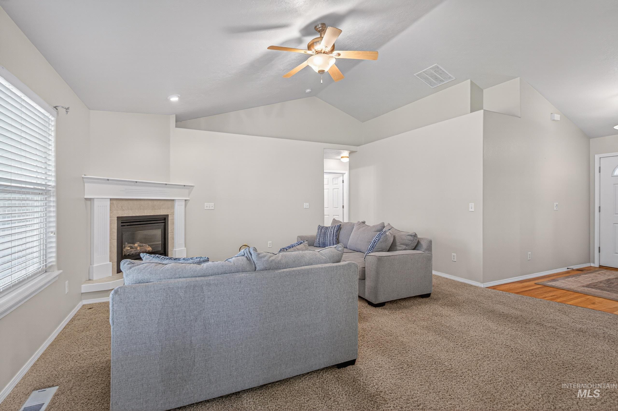 2137 S Petra Ave, Boise, Idaho 83709, 3 Bedrooms, 3 Bathrooms, Residential For Sale, Price $475,000,MLS 98985984